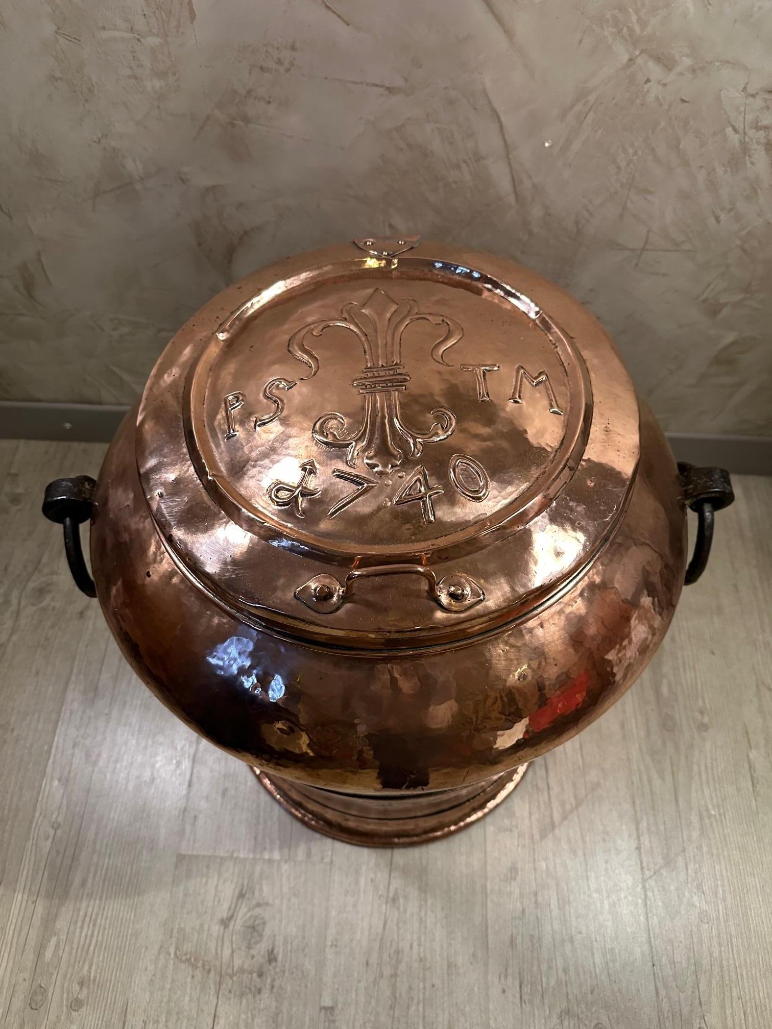 18th century French Louis XIV Copper Seeds Tank or Urn, 1740s For Sale 1