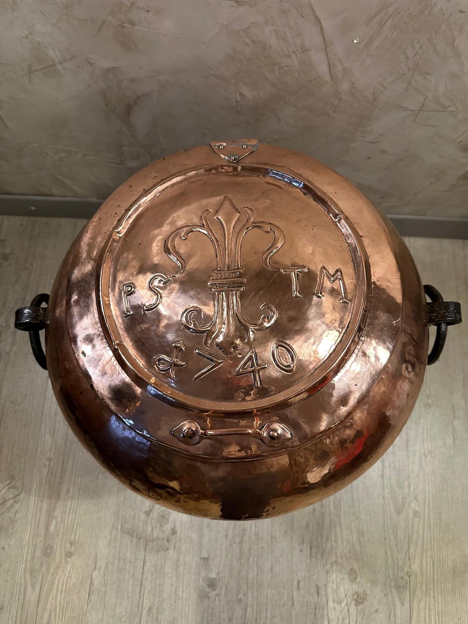 18th century French Louis XIV Copper Seeds Tank or Urn, 1740s For Sale 2
