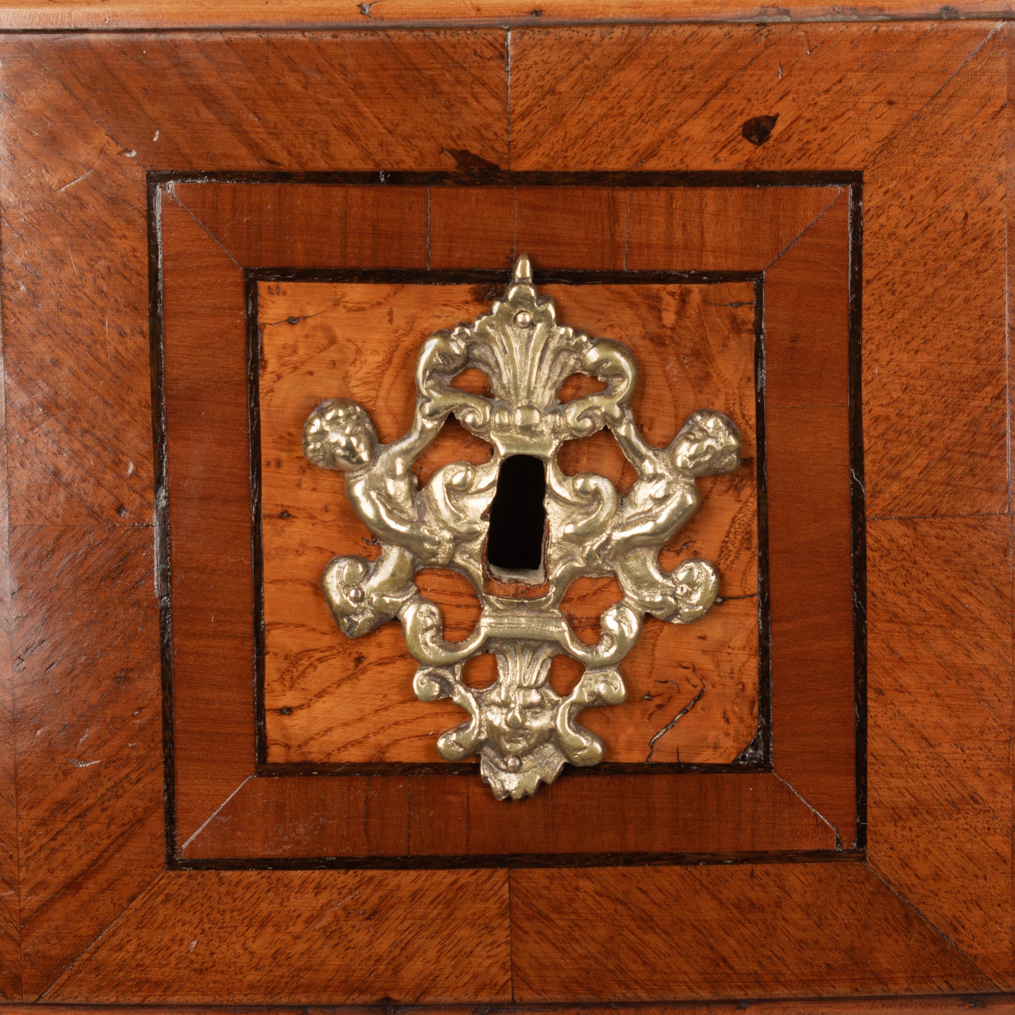 18th Century French Louis XIV Marquetry Commode For Sale 14