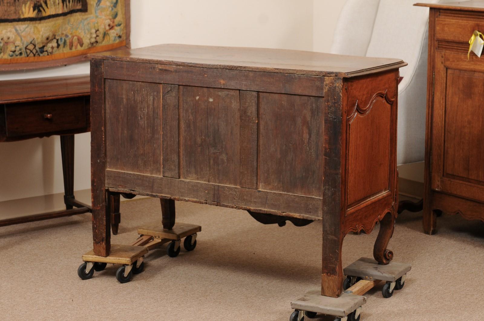 18th Century French Louis XV 2-Drawer Walnut Commode with Pierced Apron 6