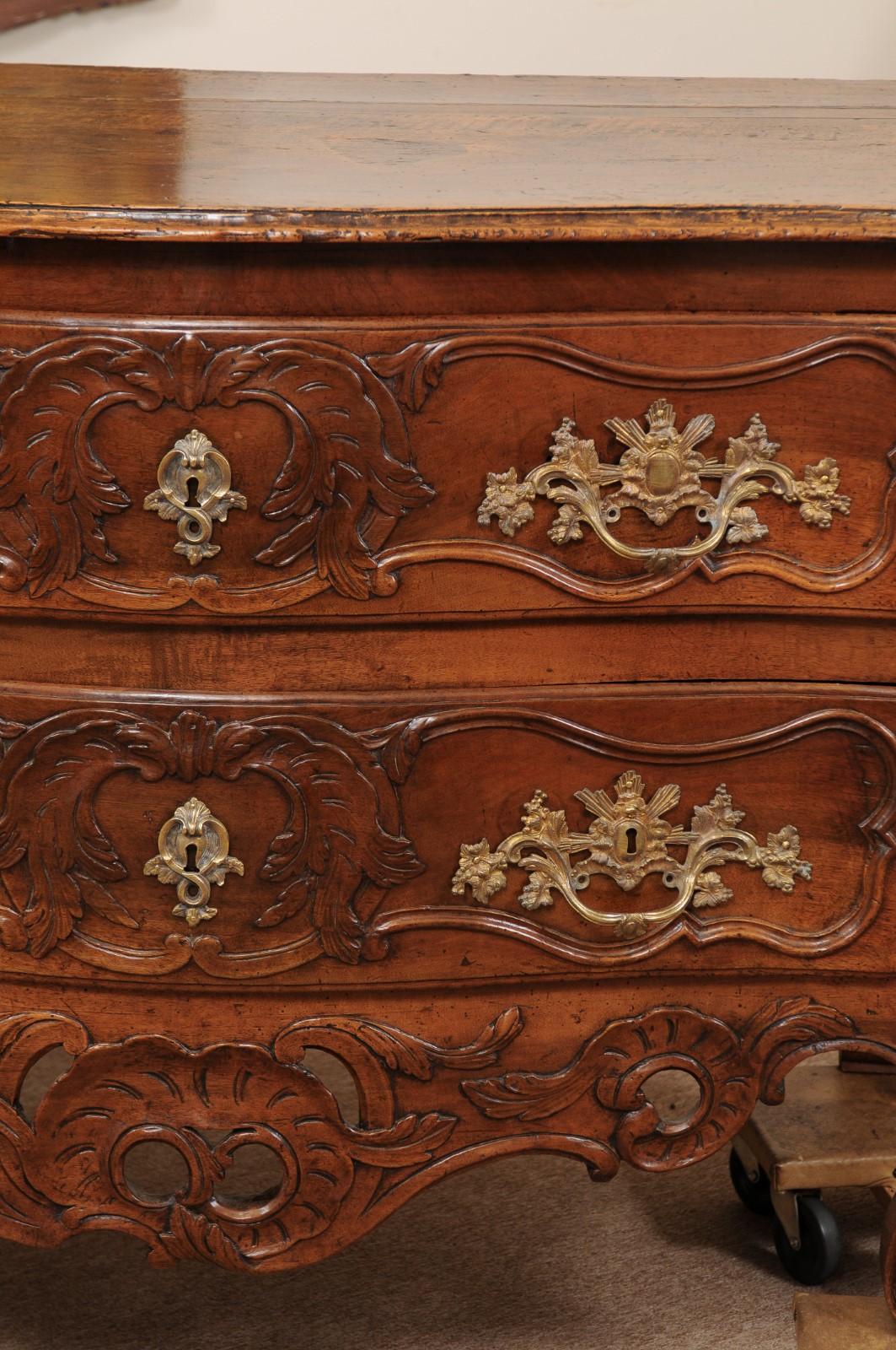 18th Century French Louis XV 2-Drawer Walnut Commode with Pierced Apron 13