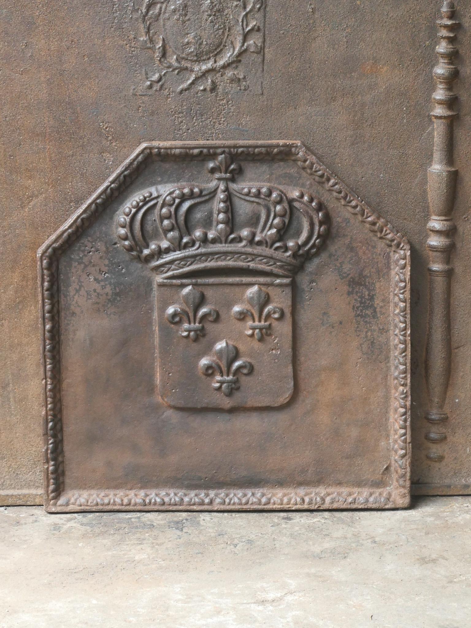 Français Plaque de cheminée Louis XV du 18ème siècle « Arms of France » en vente