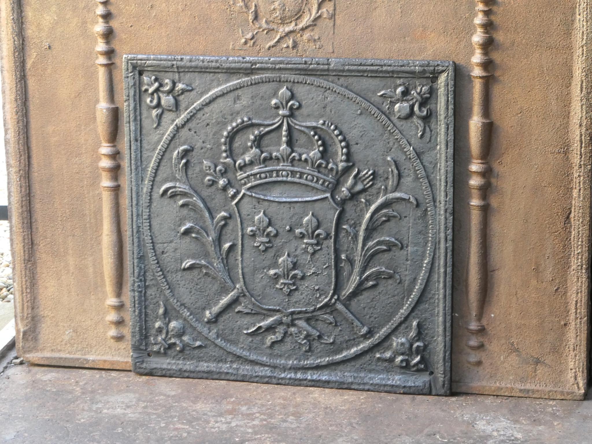 18th Century and Earlier 18th Century French Louis XV 'Arms of France' Fireback / Backsplash