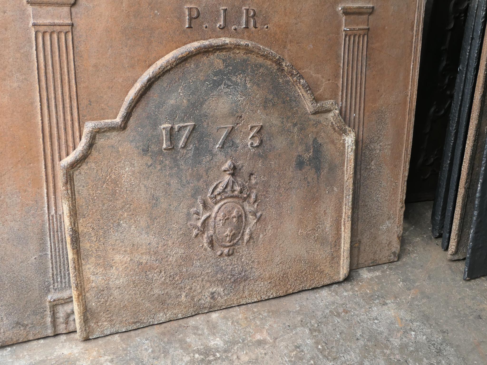 18th Century French Louis XV 'Arms of France' Fireback / Backsplash, Dated 1773 For Sale 2