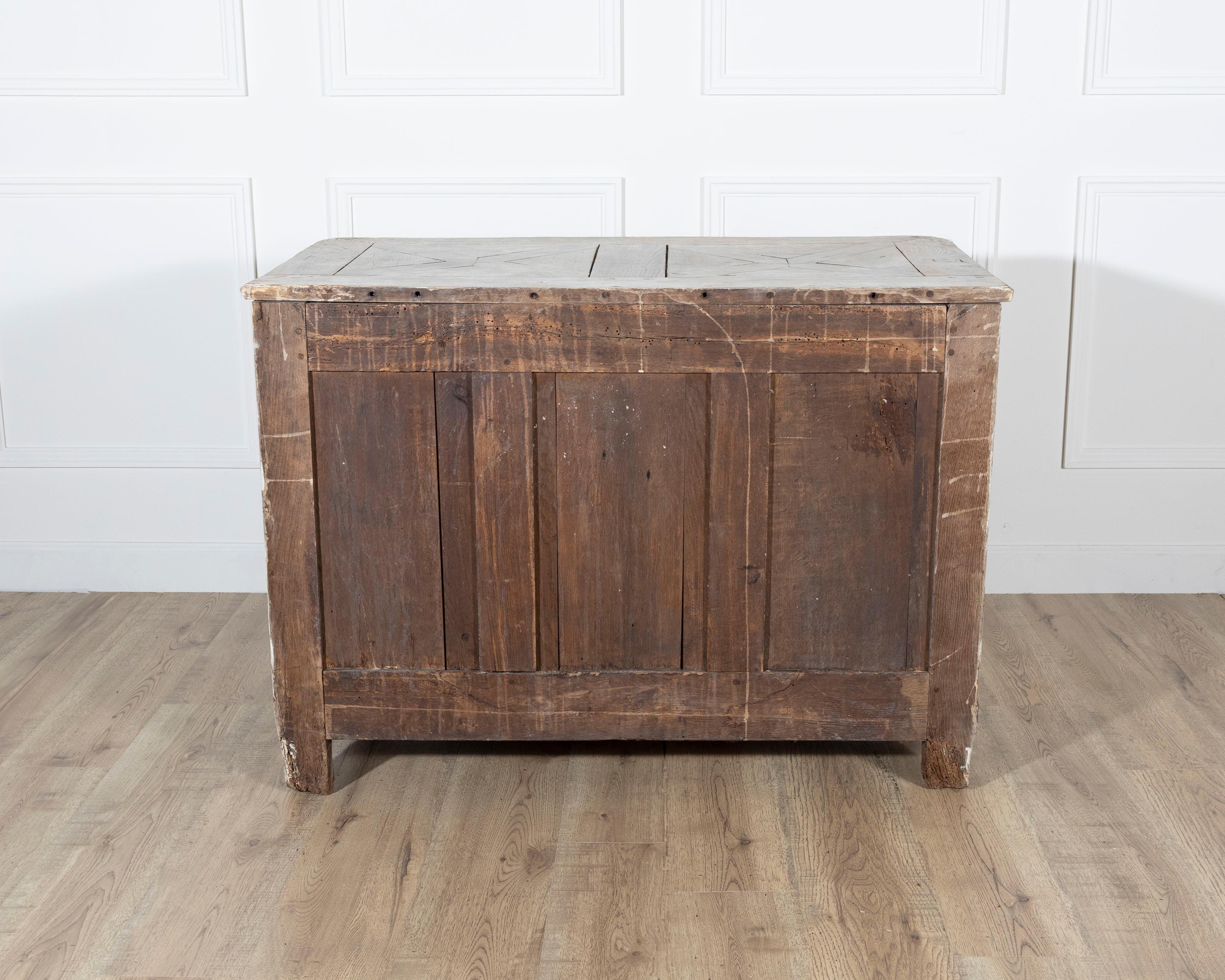 18th Century French Louis XV Bleached Oak Curved Commode with Parquet Top For Sale 4