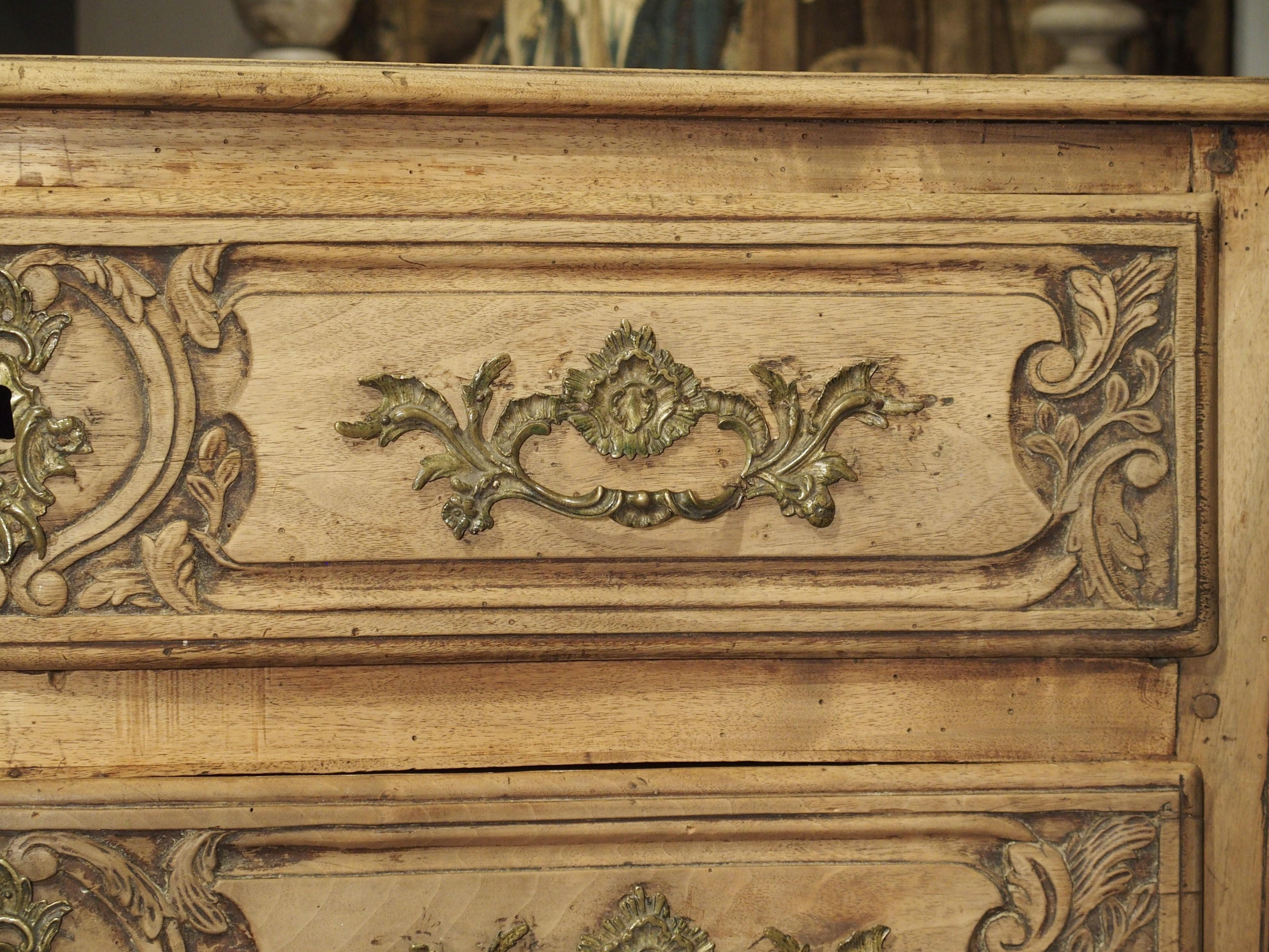 18th Century French Louis XV Bleached Walnut Commode 9