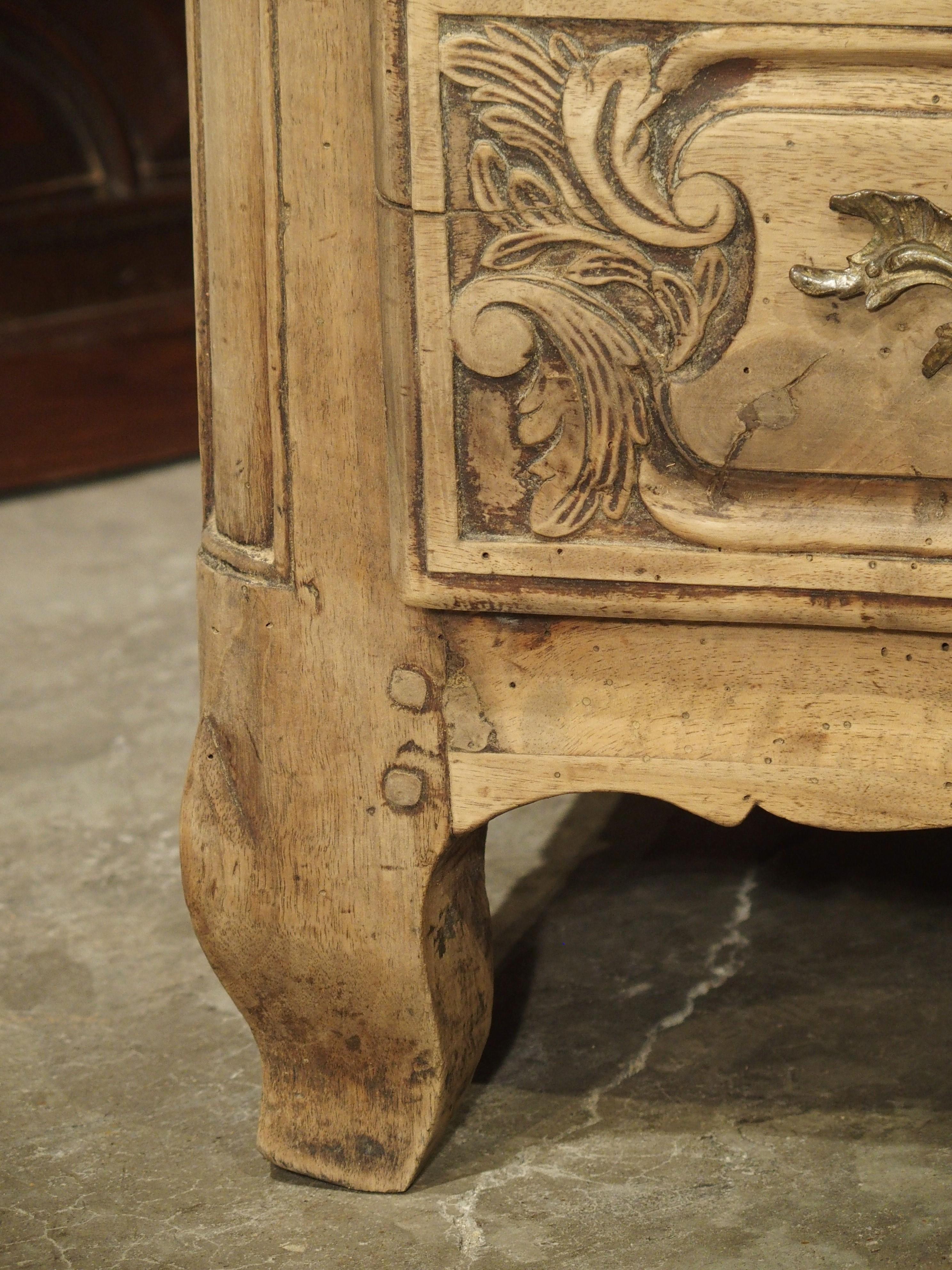 18th Century French Louis XV Bleached Walnut Commode 11