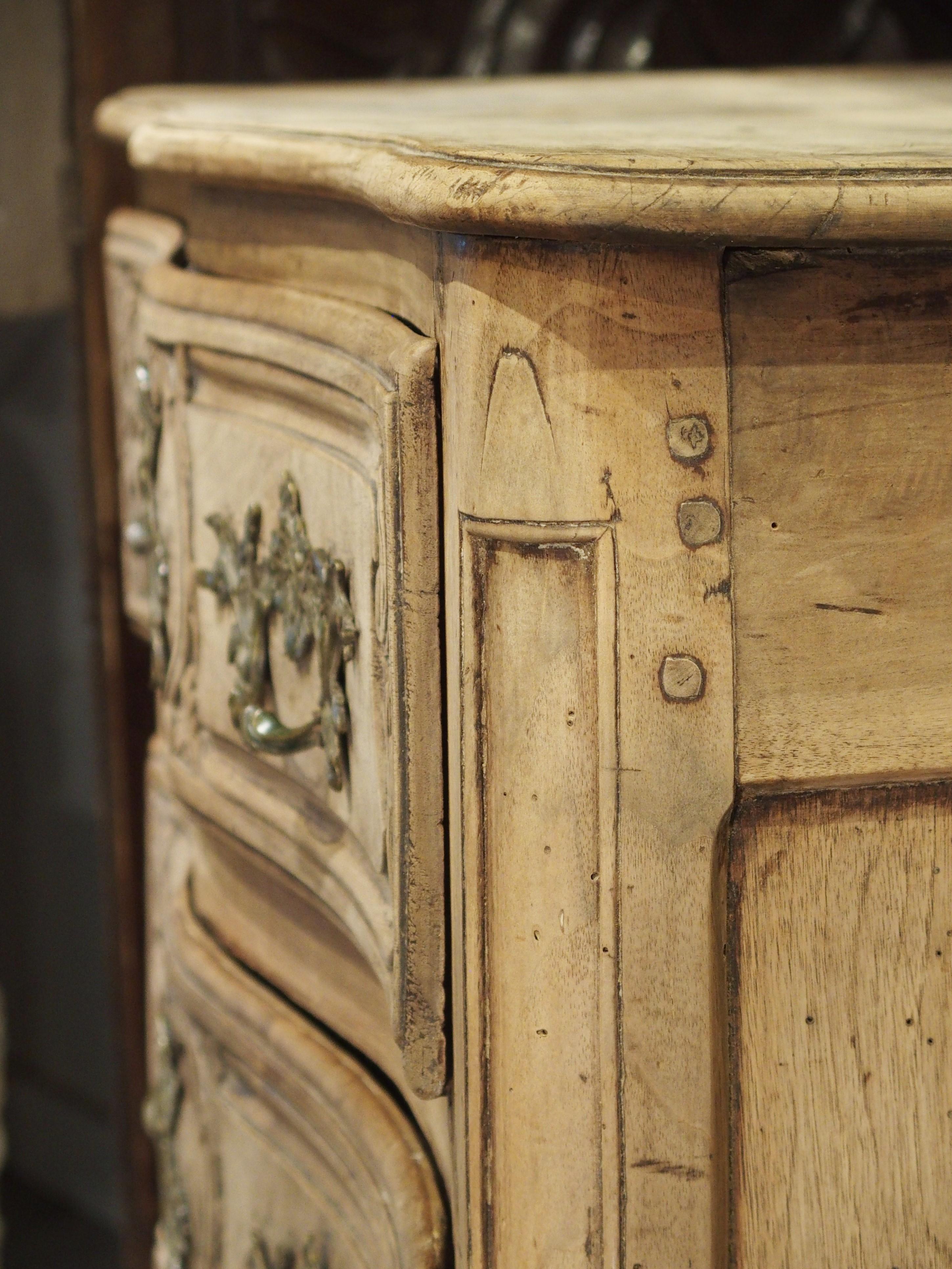 18th Century French Louis XV Bleached Walnut Commode 15