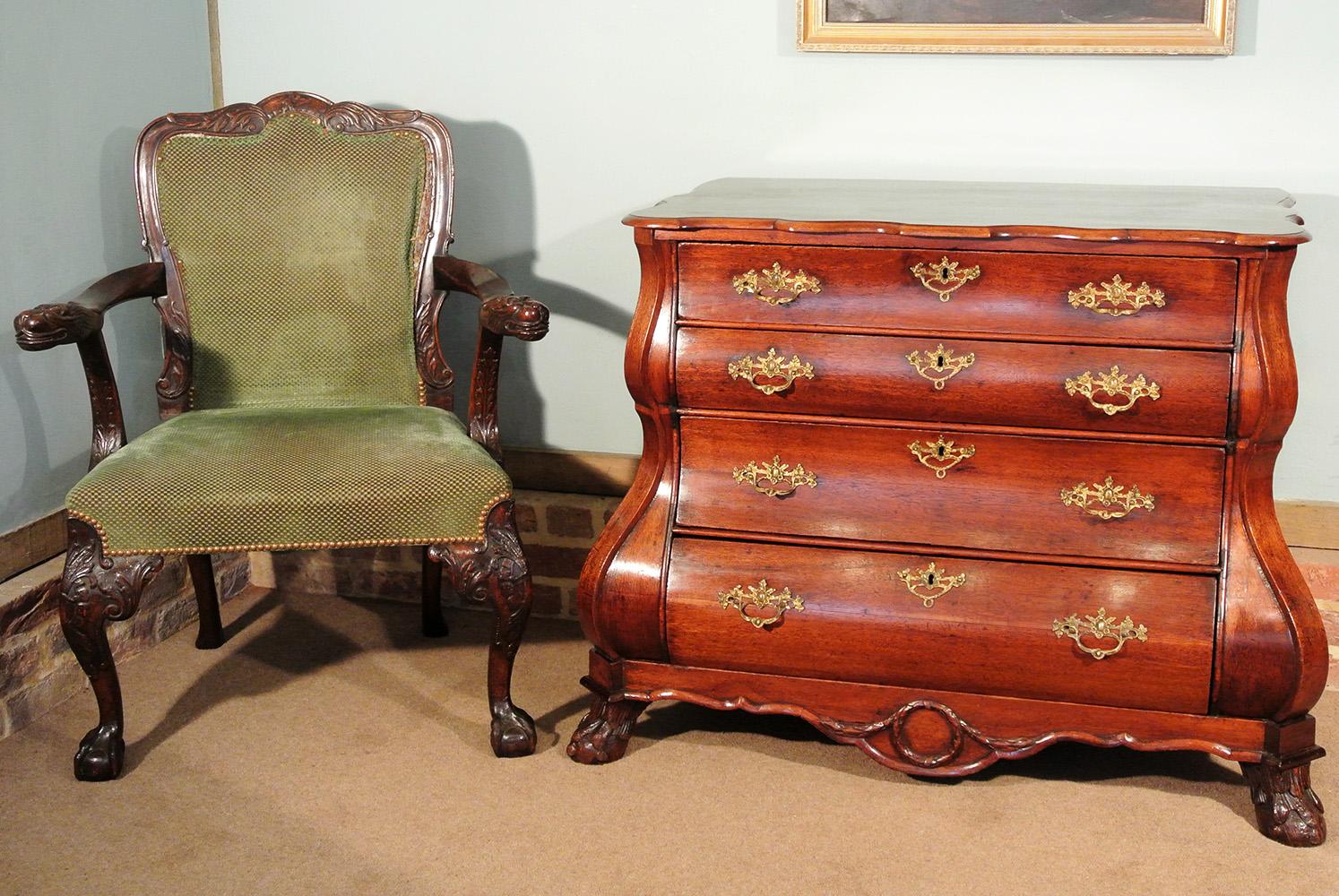 Late 18th Century 18th Century French Louis XV Bombe Cherry Chest of Drawers, circa 1780 For Sale