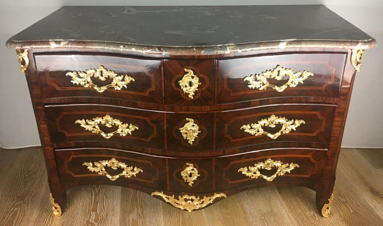 A very fine early 18th century French Louis XV commode 