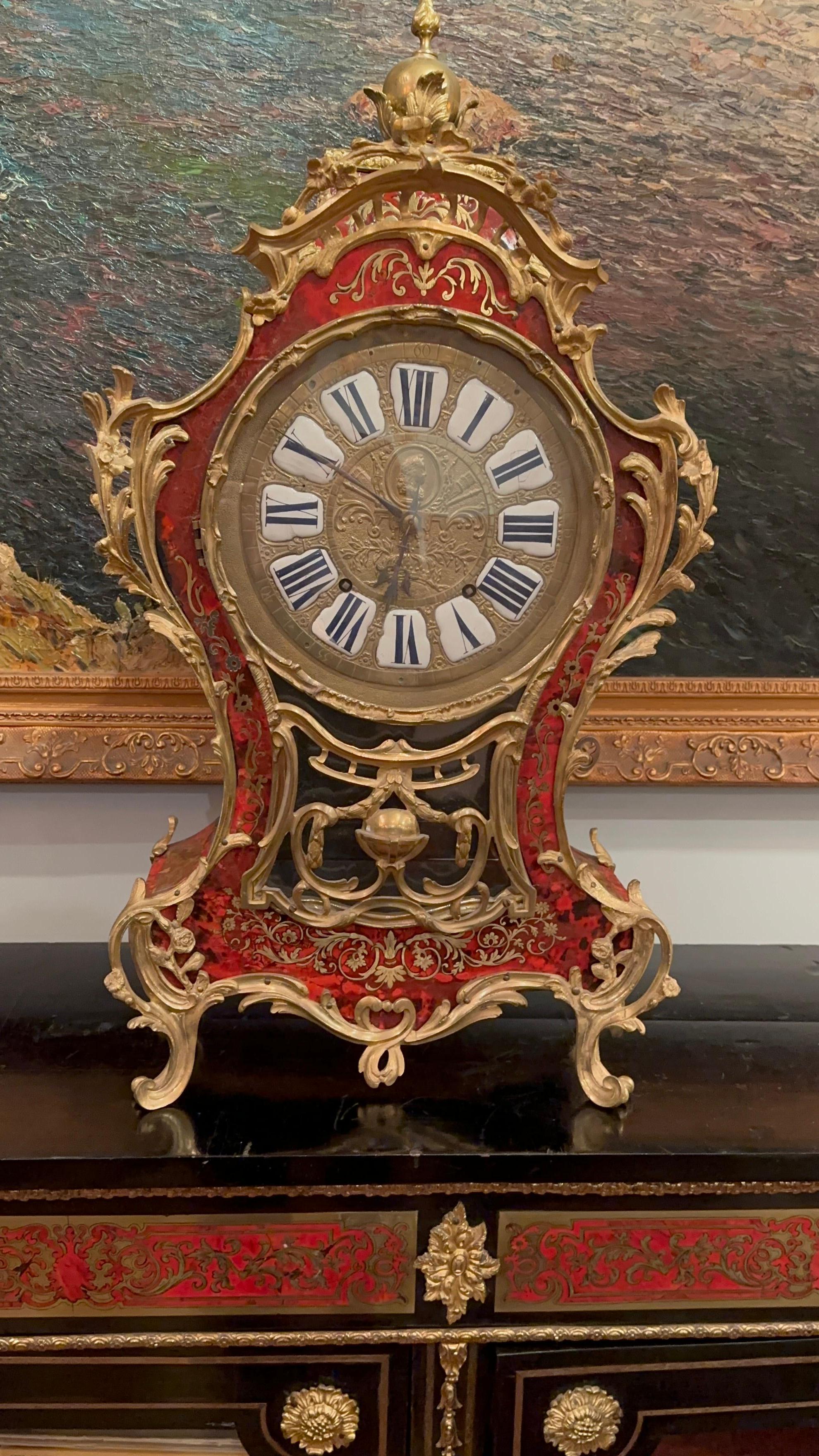 18th Century French Louis XV Boulle and Gilt Bronze Bracket Clock For Sale 3