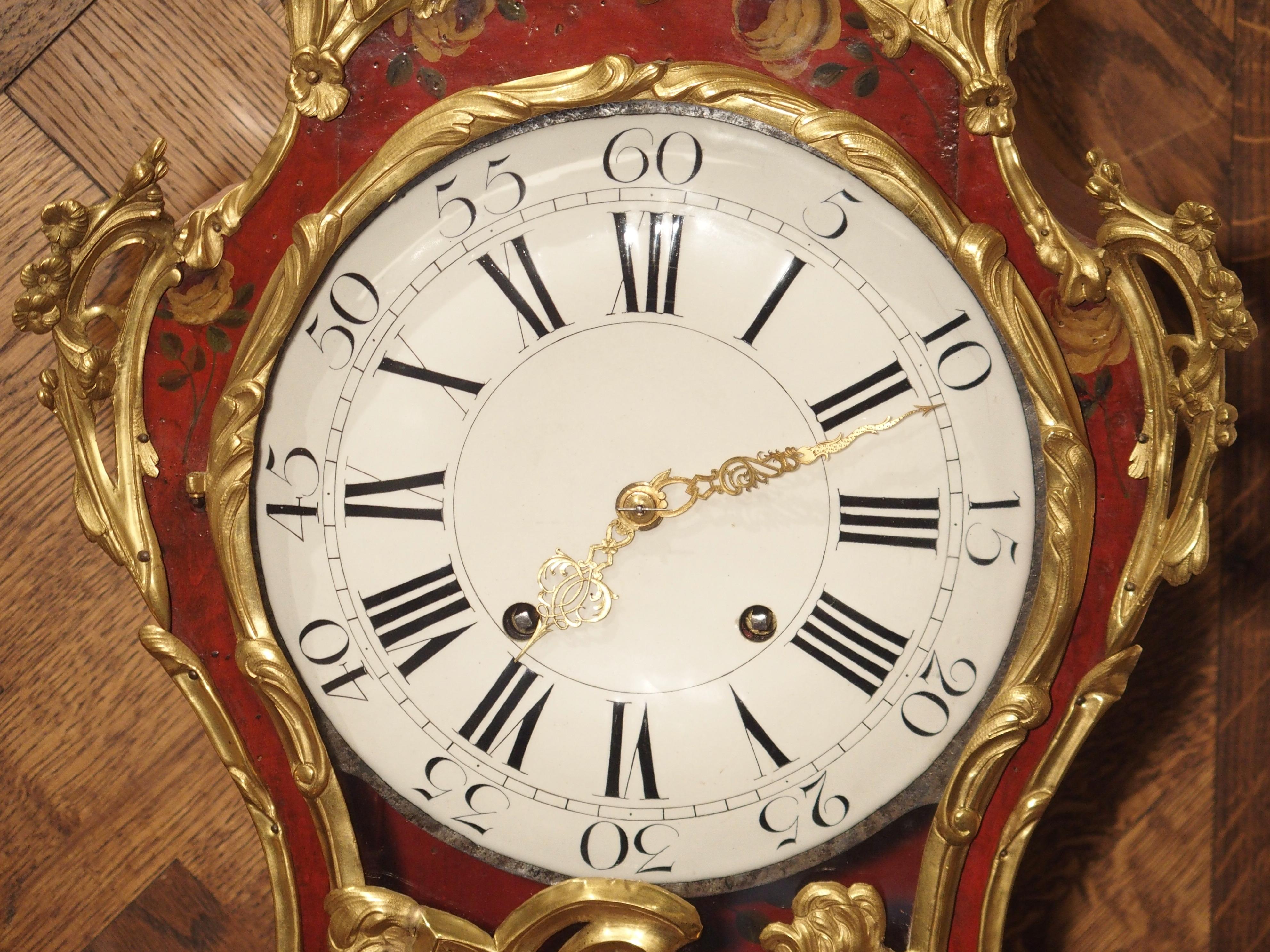 XVIIIe siècle et antérieur Horloge de cheminée Louis XV du XVIIIe siècle française, Vernis Etienne Simon Martin en vente