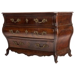 18th Century French Louis XV Carved Bombe Mahogany Commode from Bordeaux