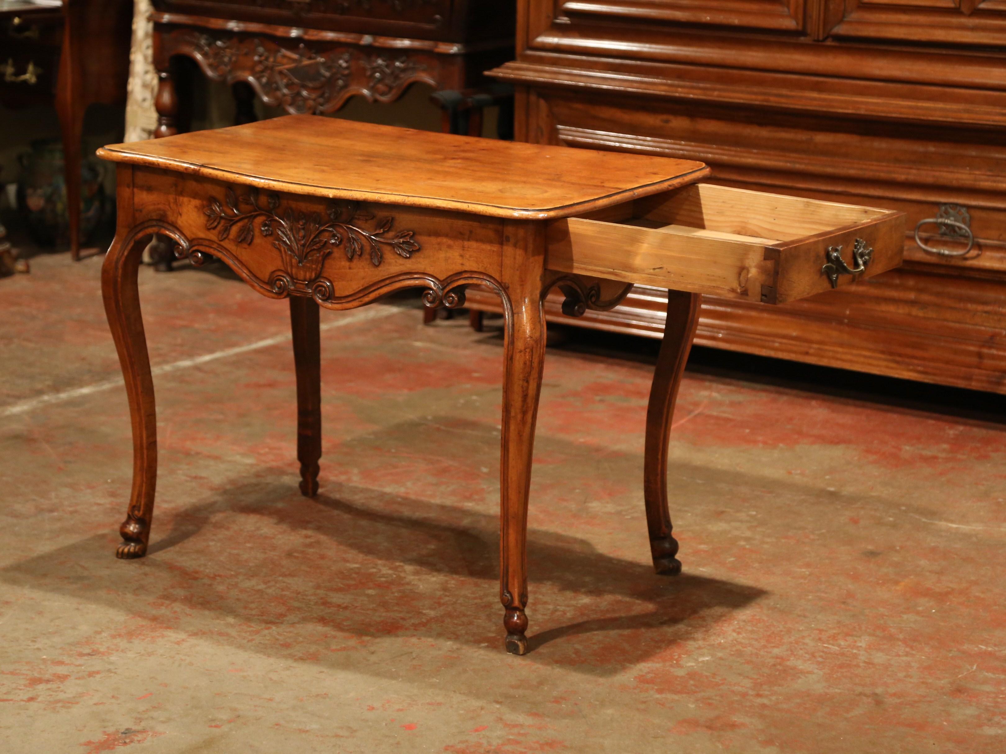 18th Century French Louis XV Carved Bombe Walnut Console Table from Provence In Excellent Condition In Dallas, TX