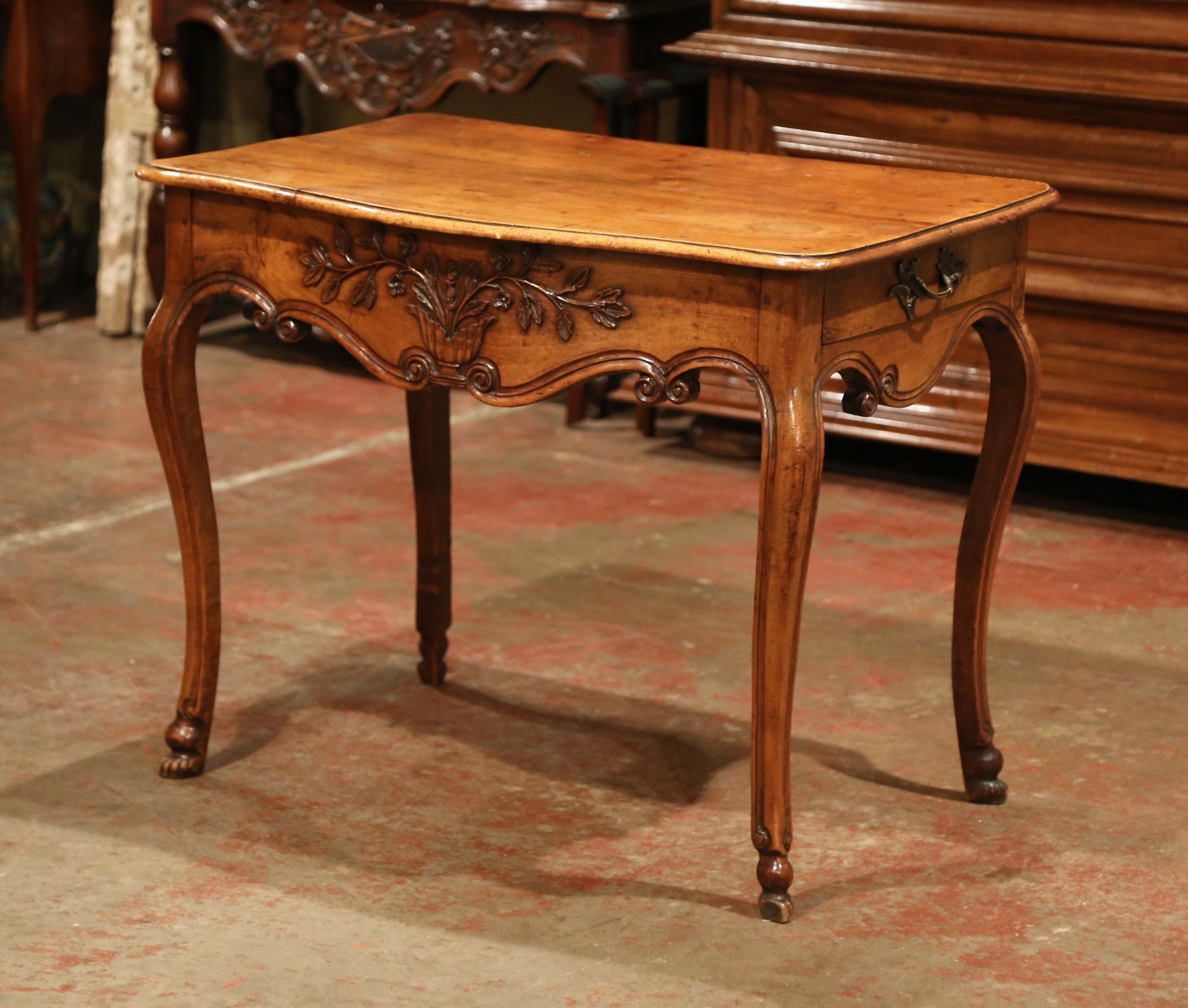 18th Century French Louis XV Carved Bombe Walnut Console Table from Provence 1