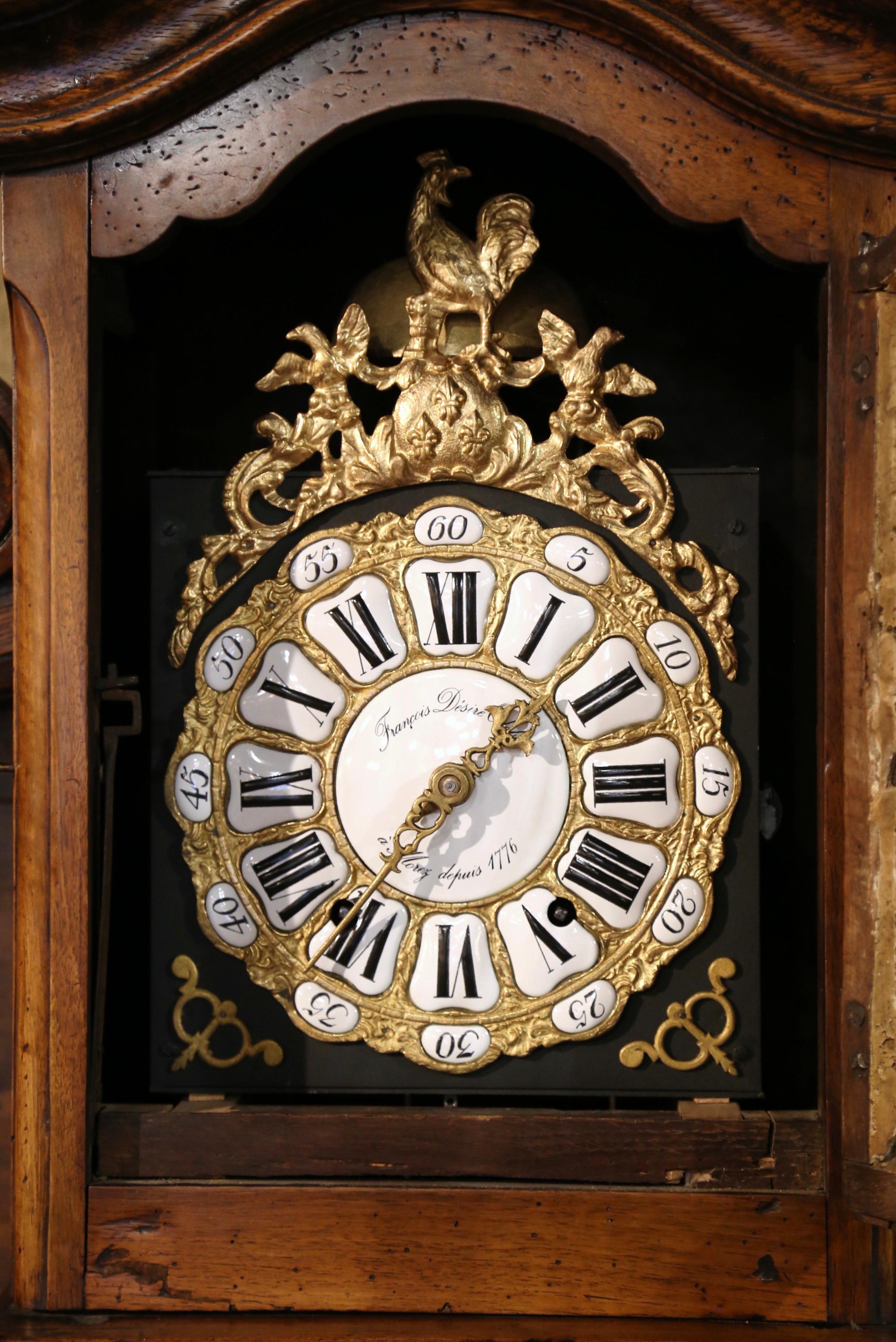 18th Century French Louis XV Carved Burl Walnut Clock Vaisselier from Lyon For Sale 6