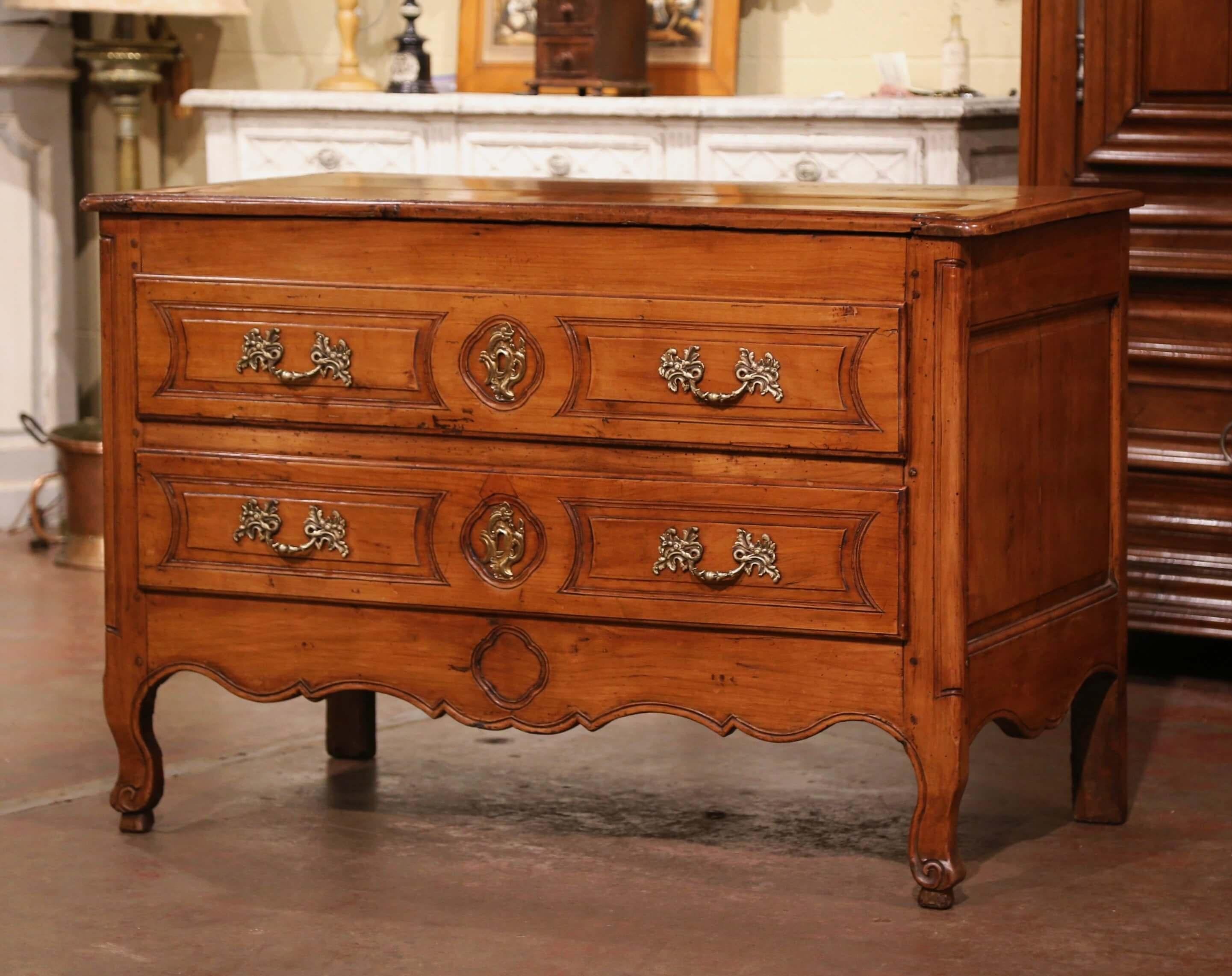 18th Century French Louis XV Carved Cherry Two-Drawer Commode from Burgundy In Excellent Condition For Sale In Dallas, TX