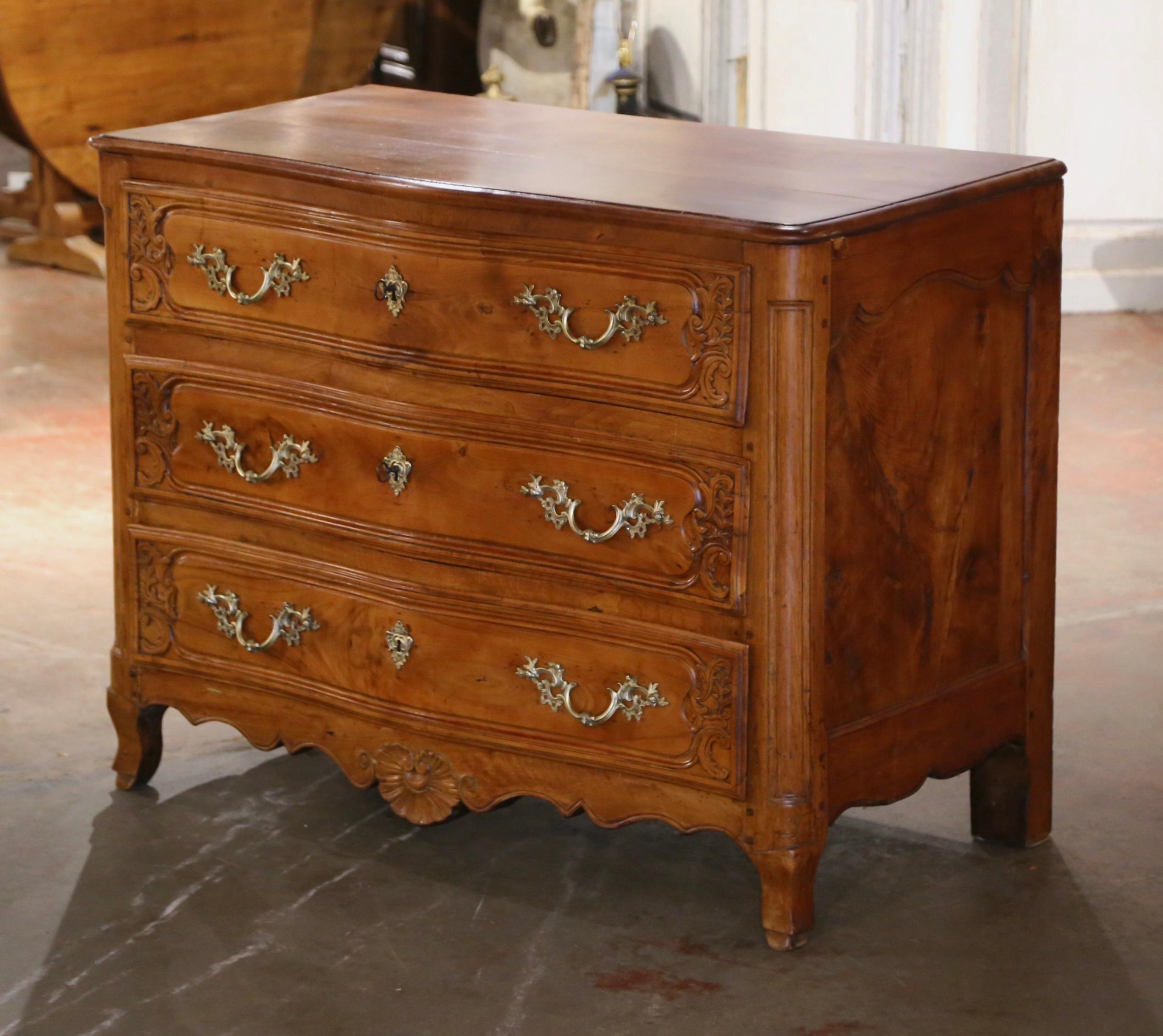 18th Century French Louis XV Carved Elm and Chestnut Three-Drawer Commode Chest For Sale 1