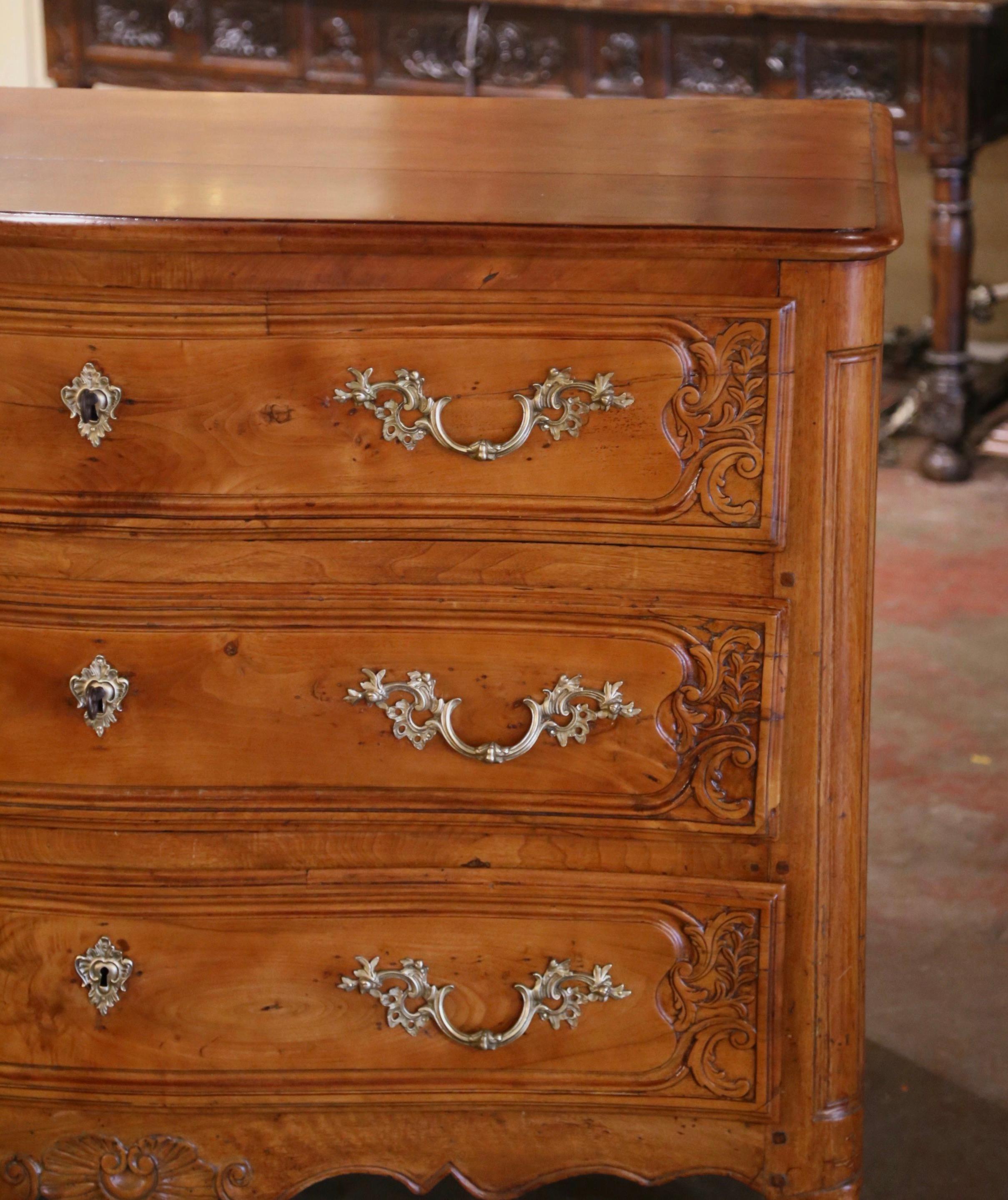 18th Century French Louis XV Carved Elm and Chestnut Three-Drawer Commode Chest For Sale 3
