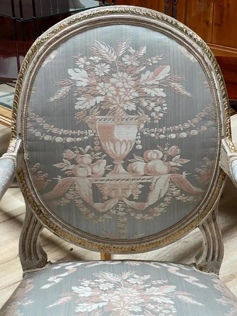 18th Century and Earlier 18th Century French Louis XV Carved Gilt Wood Fauteuil Arm Chair