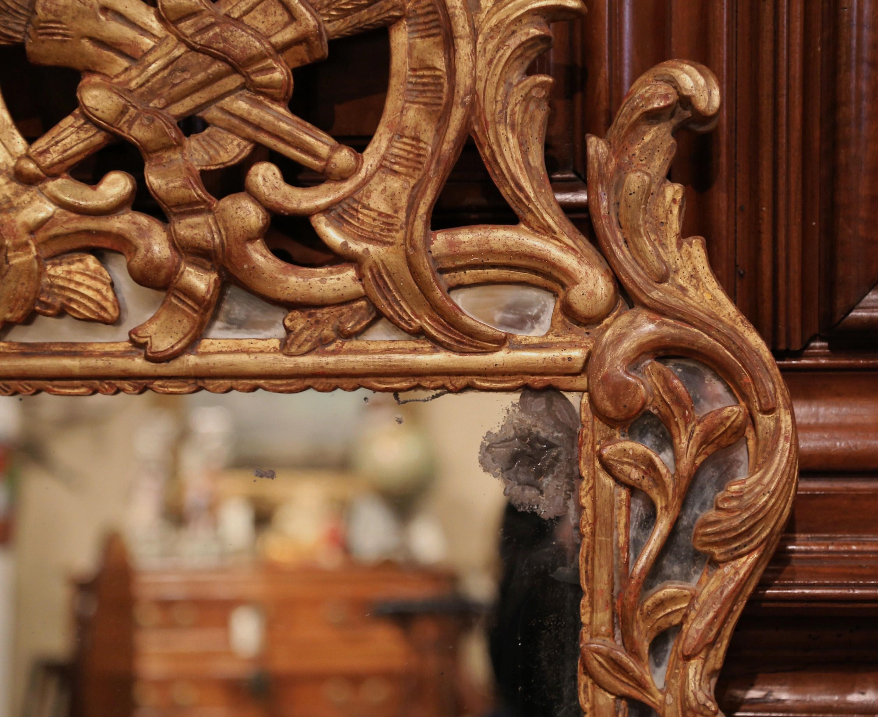 18th Century French Louis XV Carved Giltwood Mirror from Provence 3