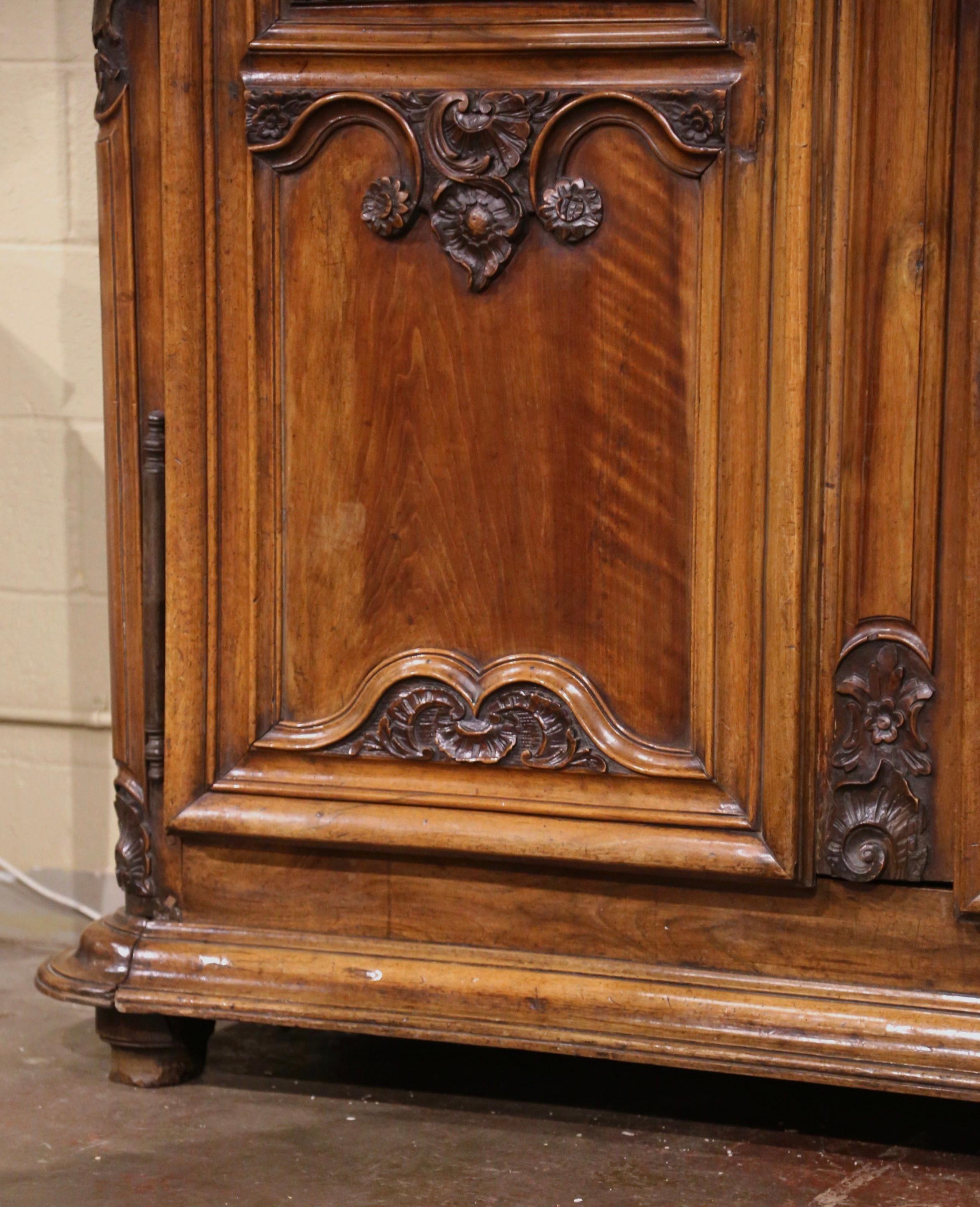 18th Century French Louis XV Carved Walnut Armoire from Lyon For Sale 11