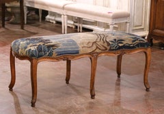 Banquette en noyer sculpté Louis XV du XVIIIe siècle avec tapisserie d'Aubusson