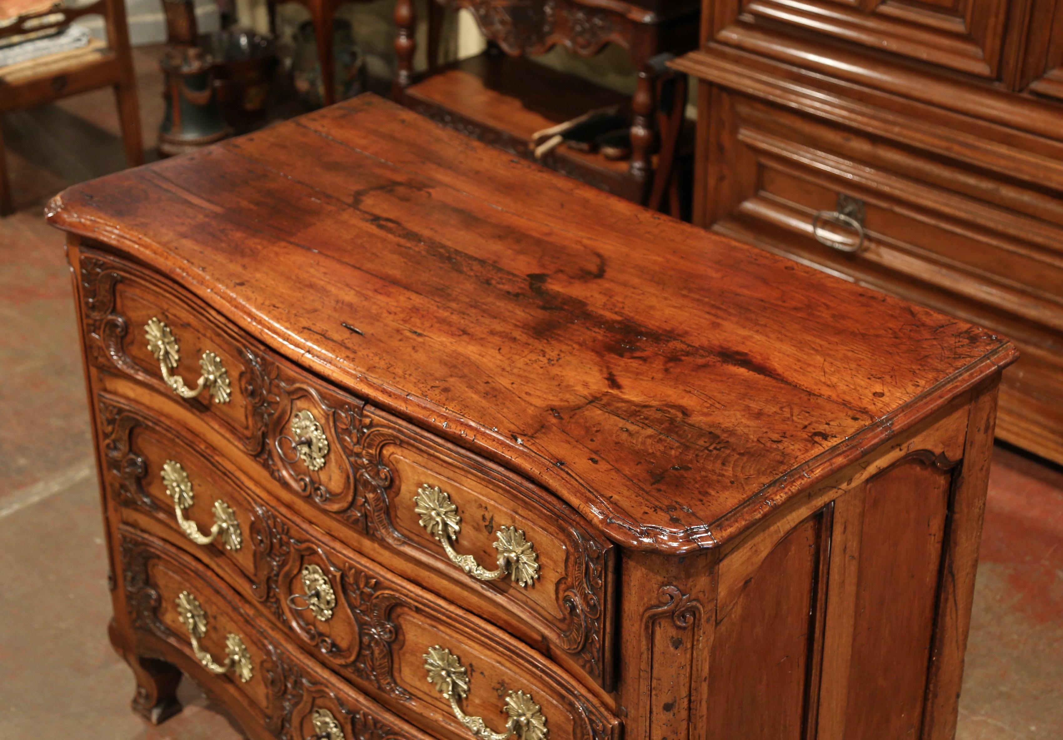 Hand-Carved 18th Century French Louis XV Carved Walnut Bombe Chest of Drawers from Lyon