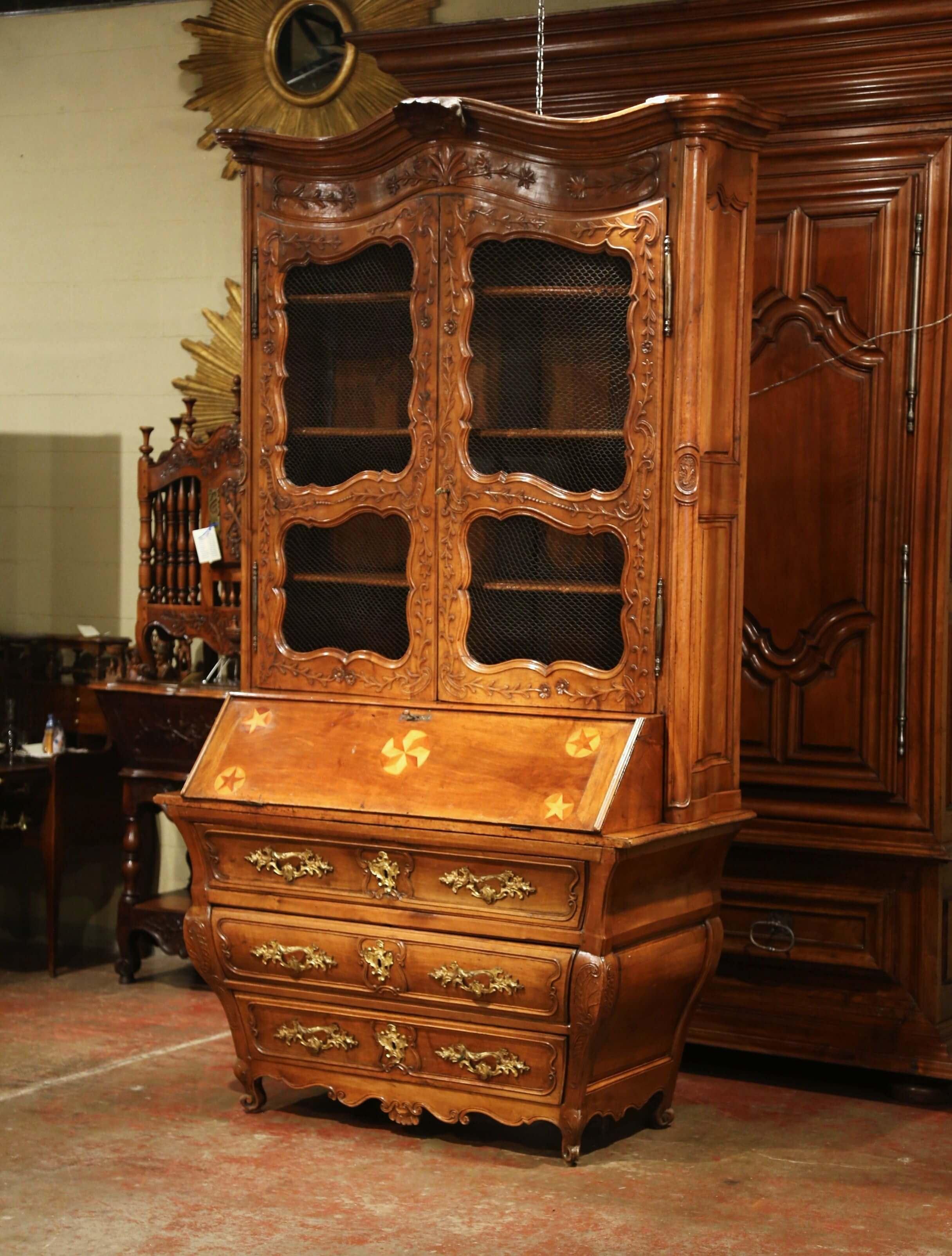 18th Century French Louis XV Carved Walnut Bombe Secretary Bookcase For Sale 2