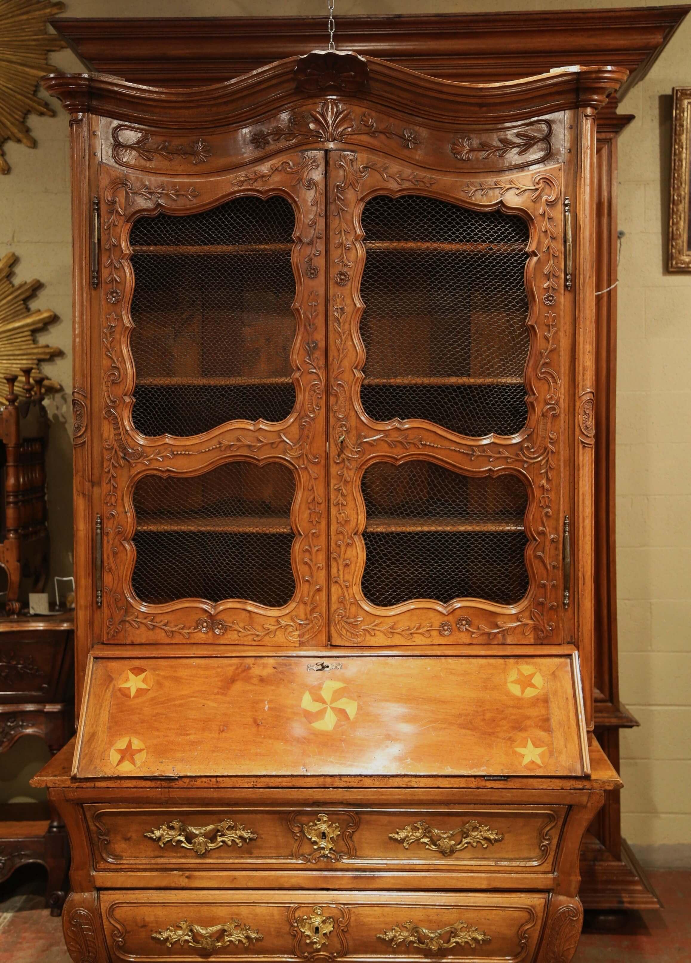 18th Century French Louis XV Carved Walnut Bombe Secretary Bookcase For Sale 3