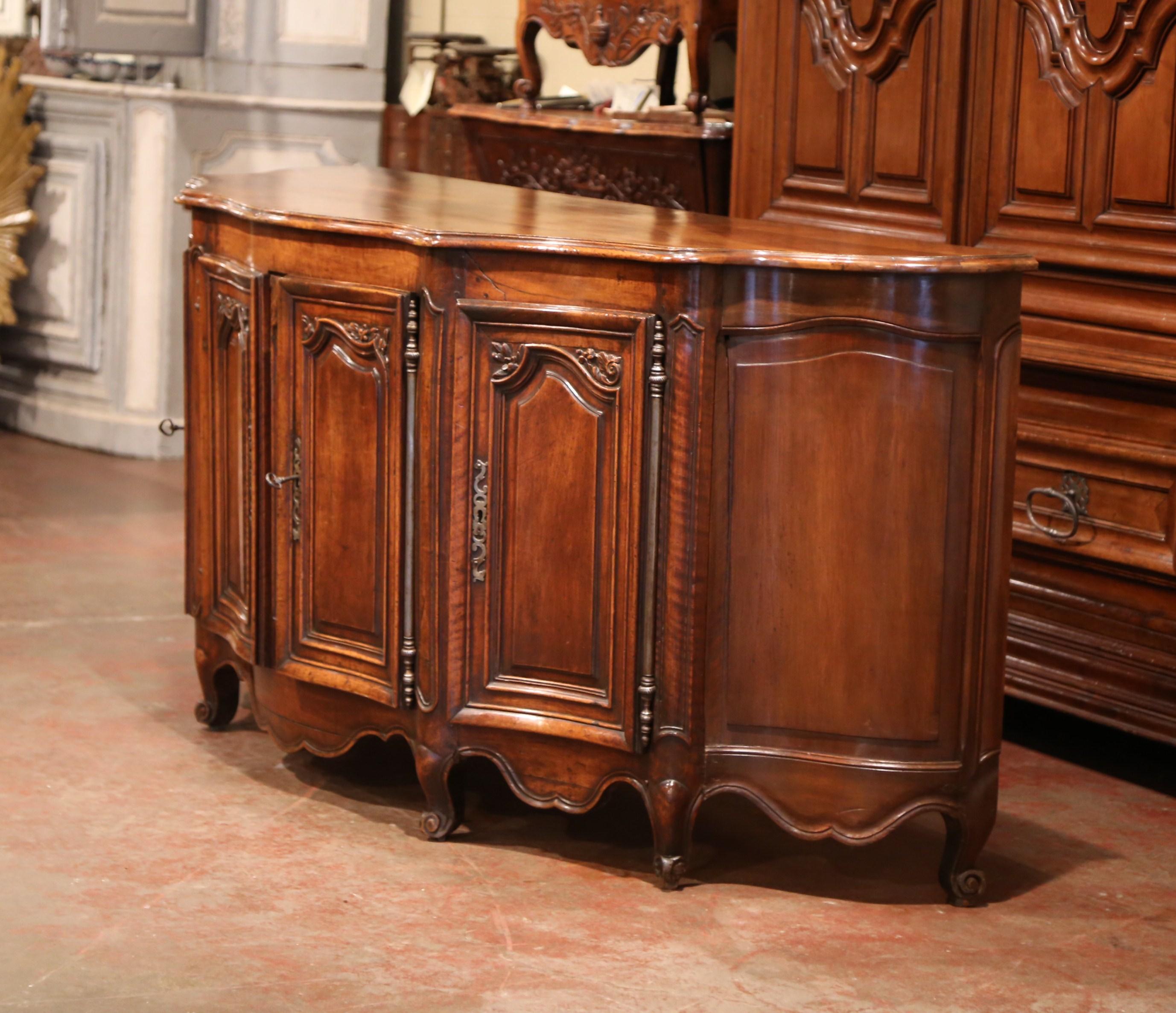 18th Century French Louis XV Carved Walnut Four-Door Serpentine Buffet Enfilade In Excellent Condition In Dallas, TX