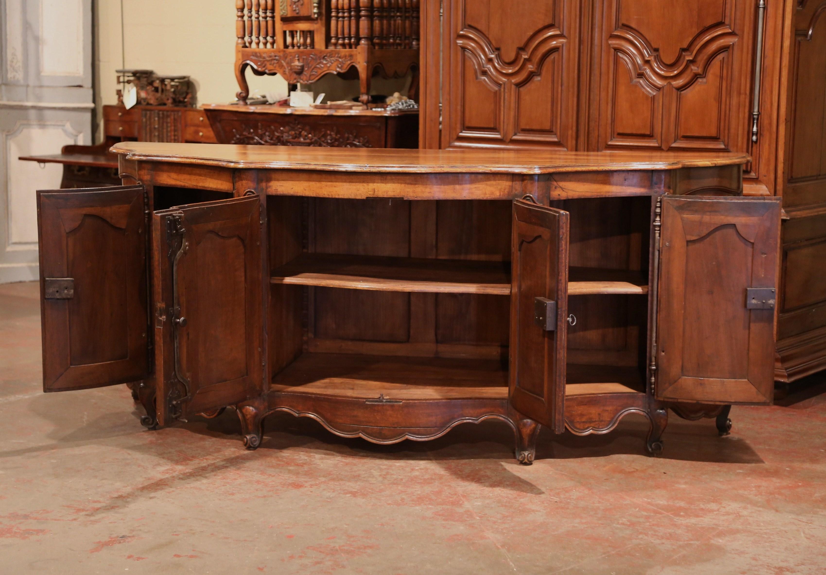 18th Century French Louis XV Carved Walnut Four-Door Serpentine Buffet Enfilade 2