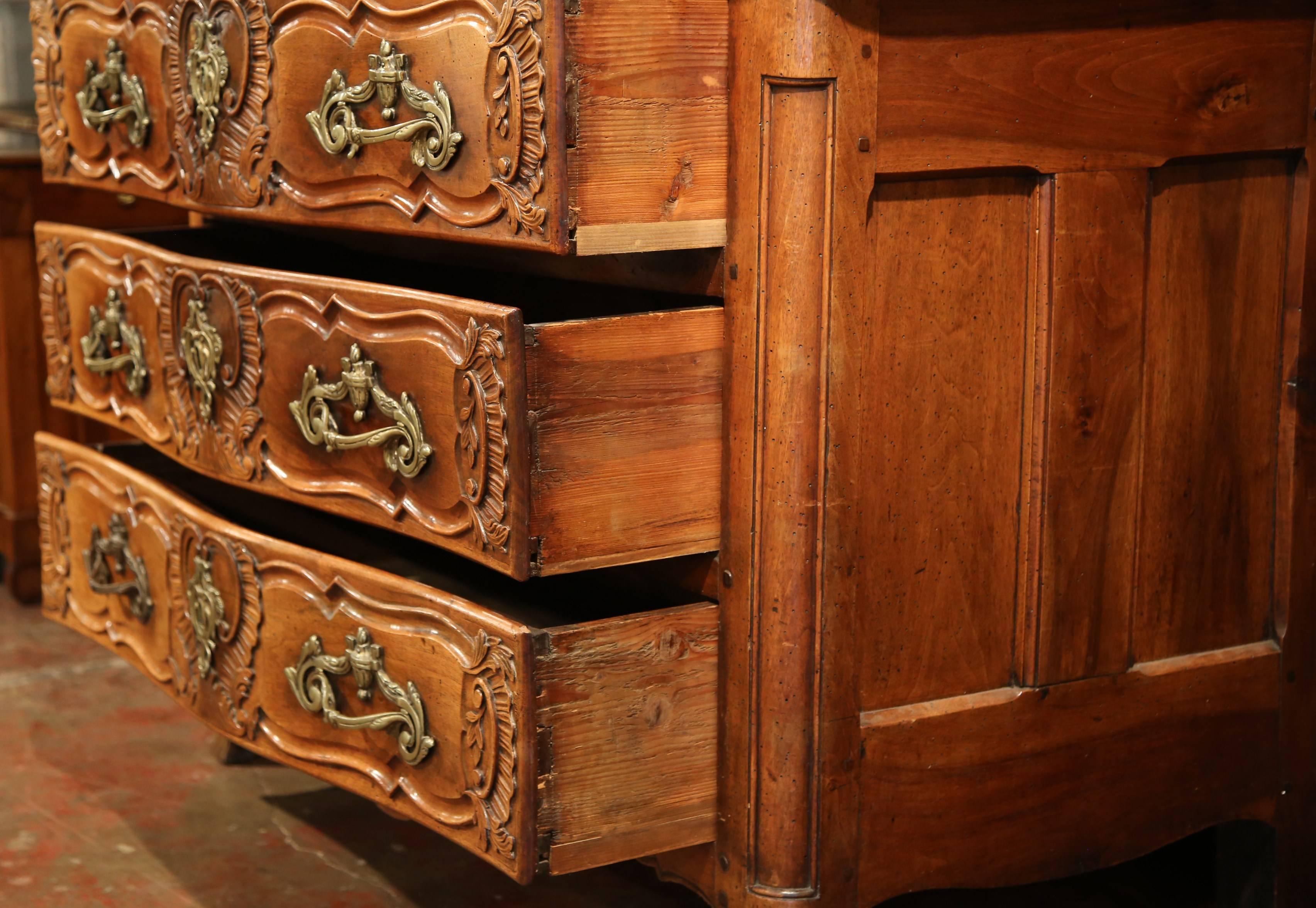 18th Century French Louis XV Carved Walnut Serpentine Chest of Drawers from Lyon 2