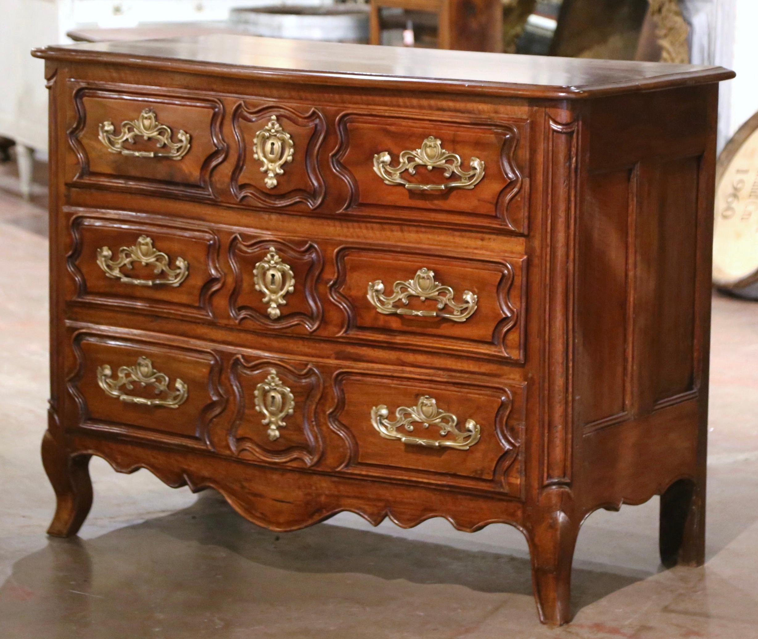 18th Century French Louis XV Carved Walnut Three-Drawer Commode Chest from Lyon For Sale 1