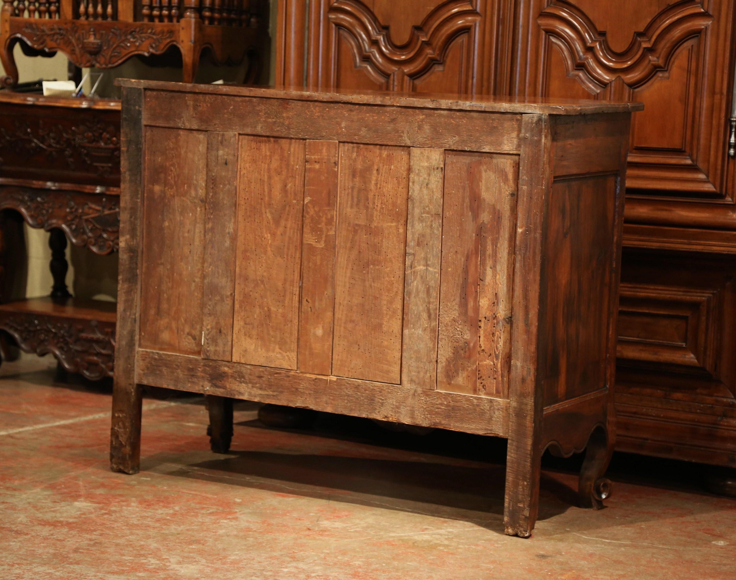 18th Century, French Louis XV Carved Walnut Two-Door Buffet from Provence 8
