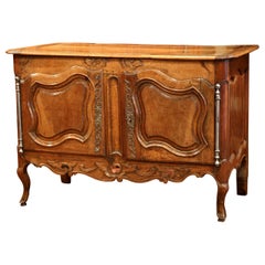 18th Century French Louis XV Carved Walnut Two-Door Buffet from Provence