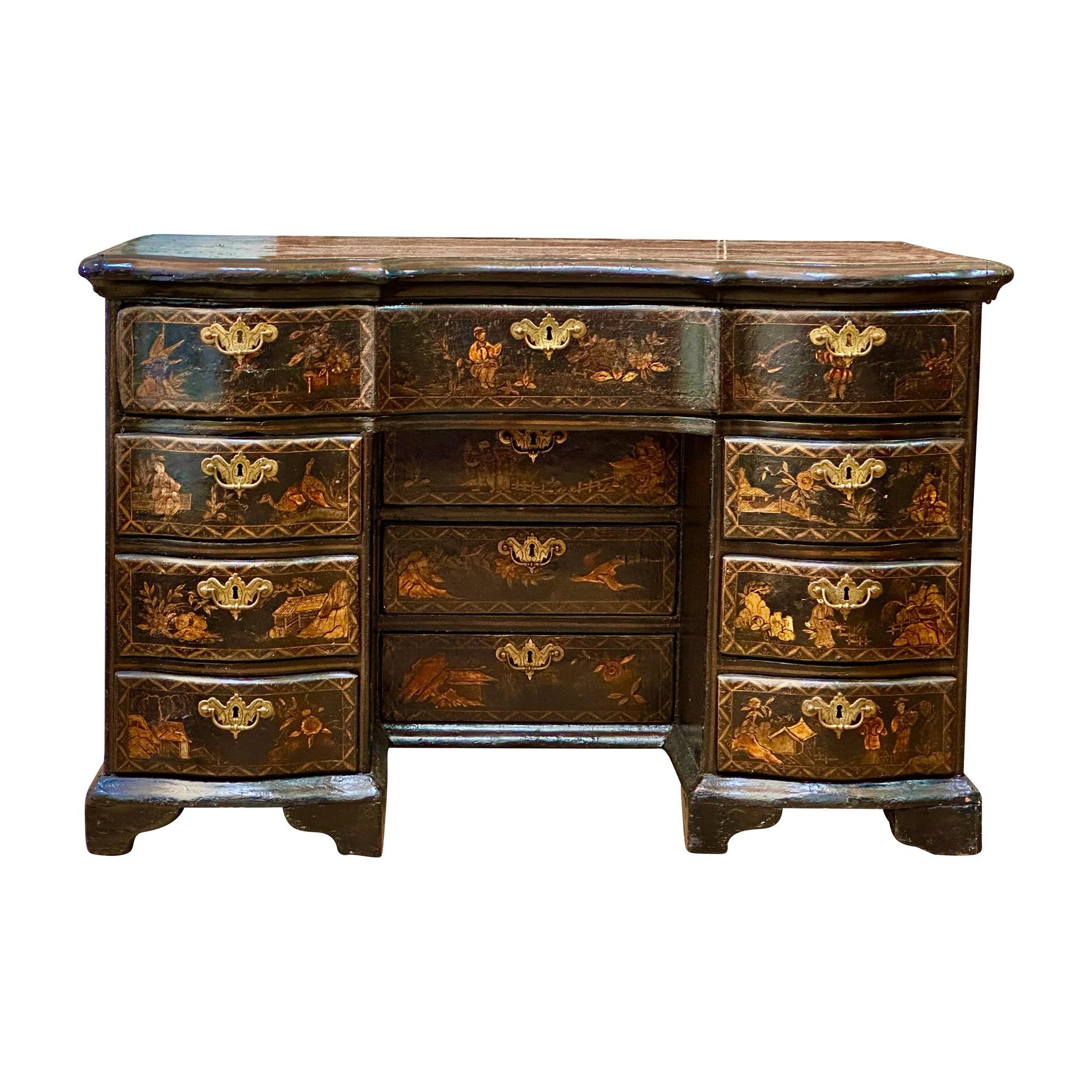 18th Century French Louis XV Chinoiserie Desk 4