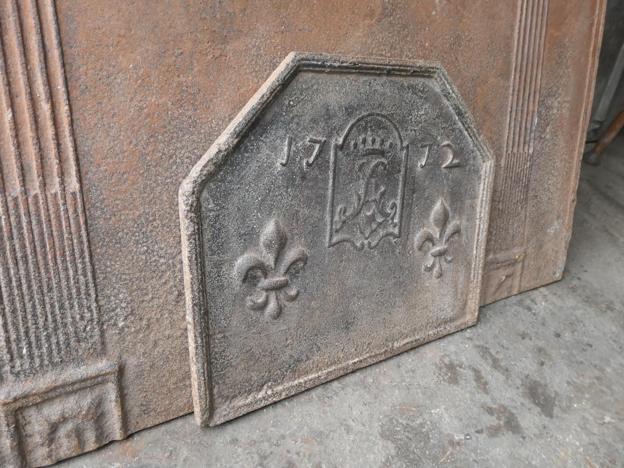 Iron 18th Century French Louis XV 'Coat of Arms' Fireback / Backsplash For Sale
