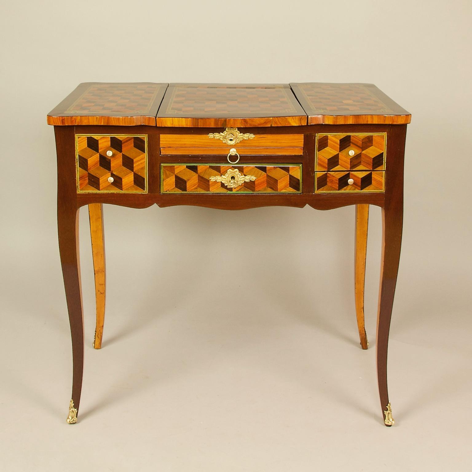 18th Century French Louis XV Cube Pattern Marquetry Dressing Table or Coiffeuse 1