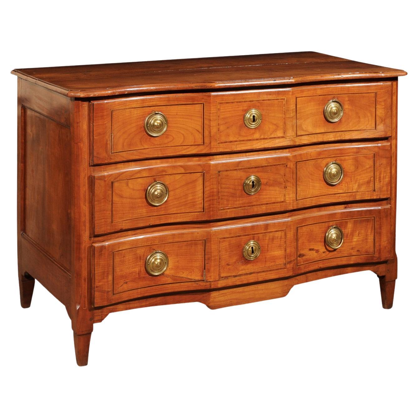 18th Century French Louis XV Fruitwood Commode with 3 Drawers & Serpentine Front For Sale