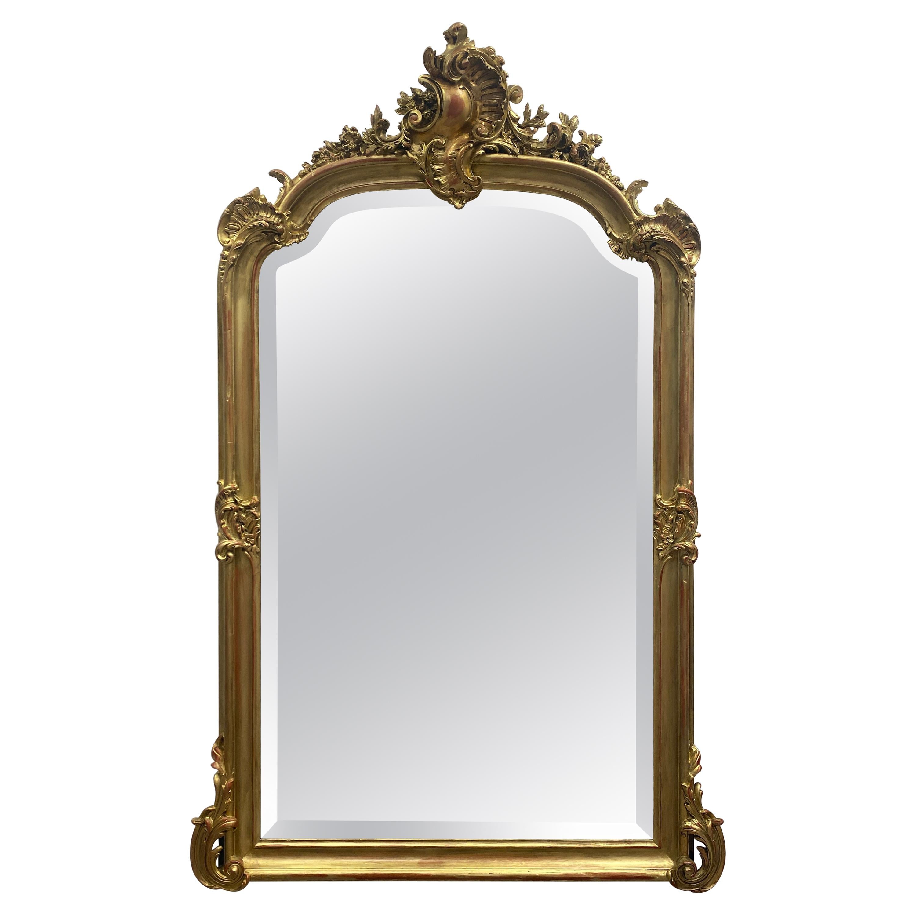 18th Century French Louis XV Giltwood Mirror