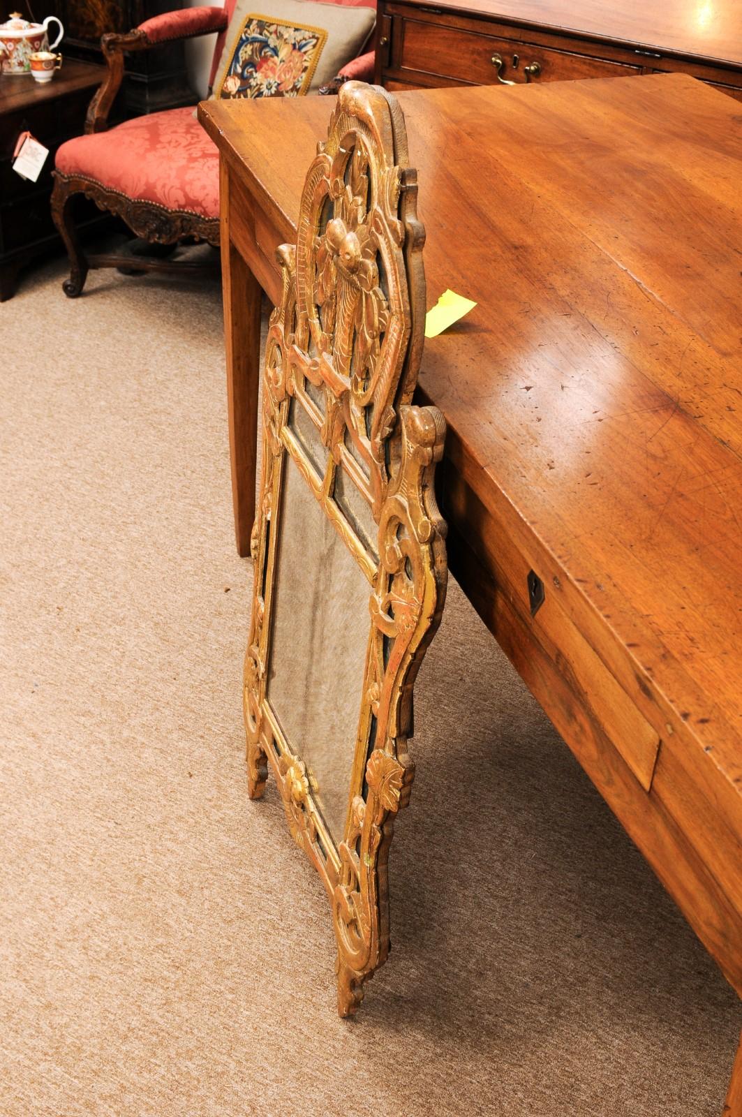 18th Century French Louis XV Giltwood Mirror with Basket Crest For Sale 1