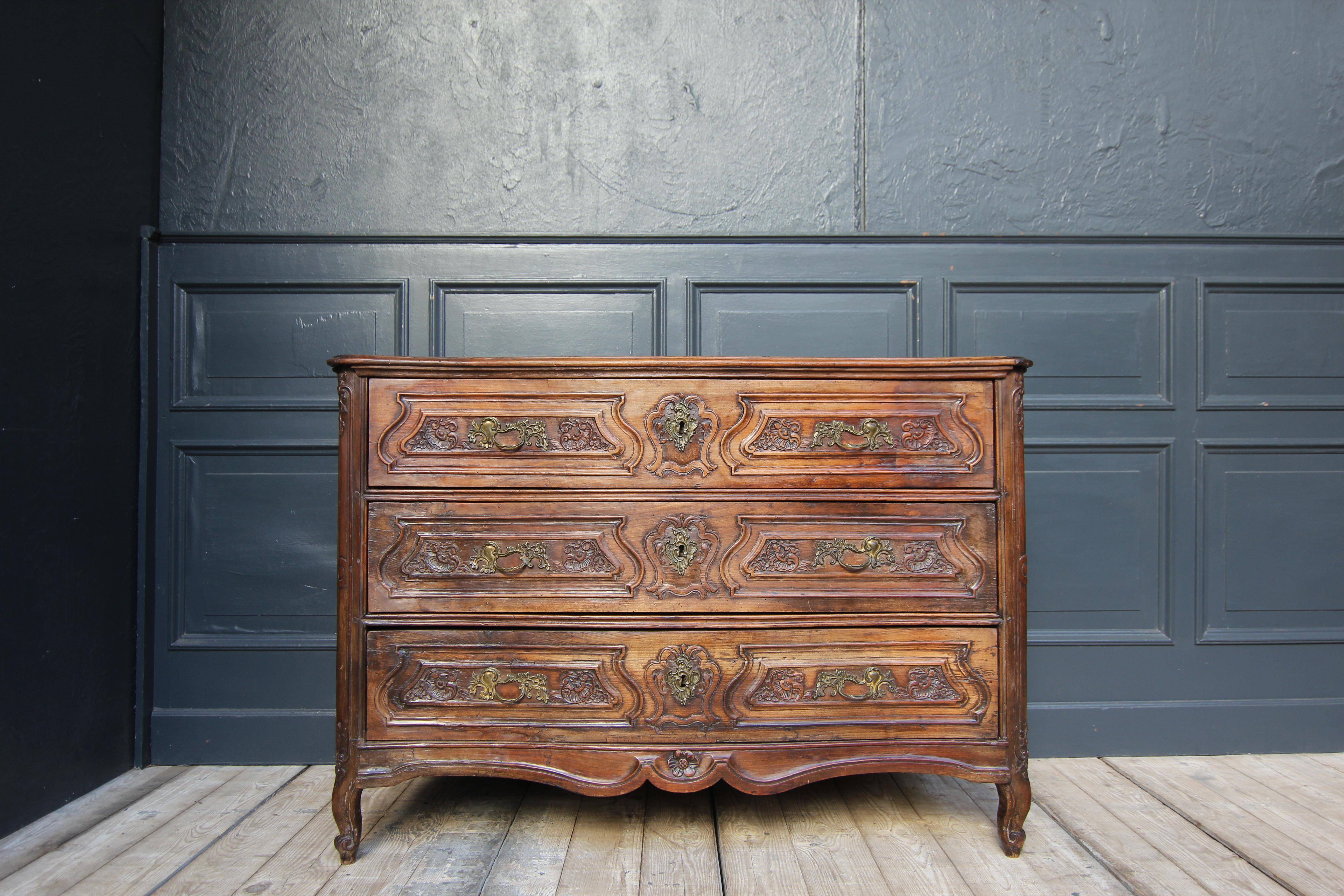 Hand-Carved 18th Century French Louis XV Hand Carved Cherrywood Serpentine Chest of Drawers