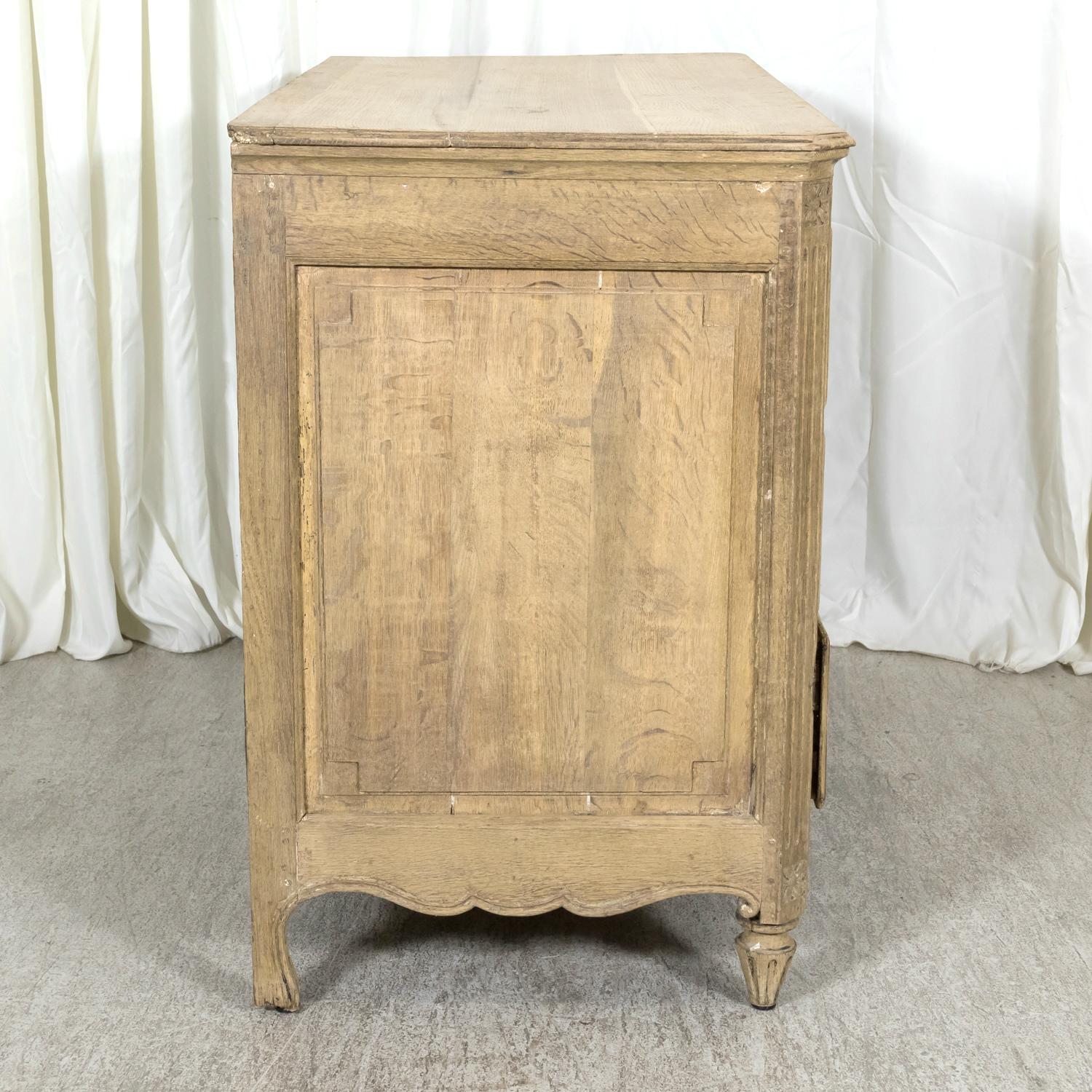 18th Century French Louis XV-Louis XVI Transition Period Bleached Oak Commode 13