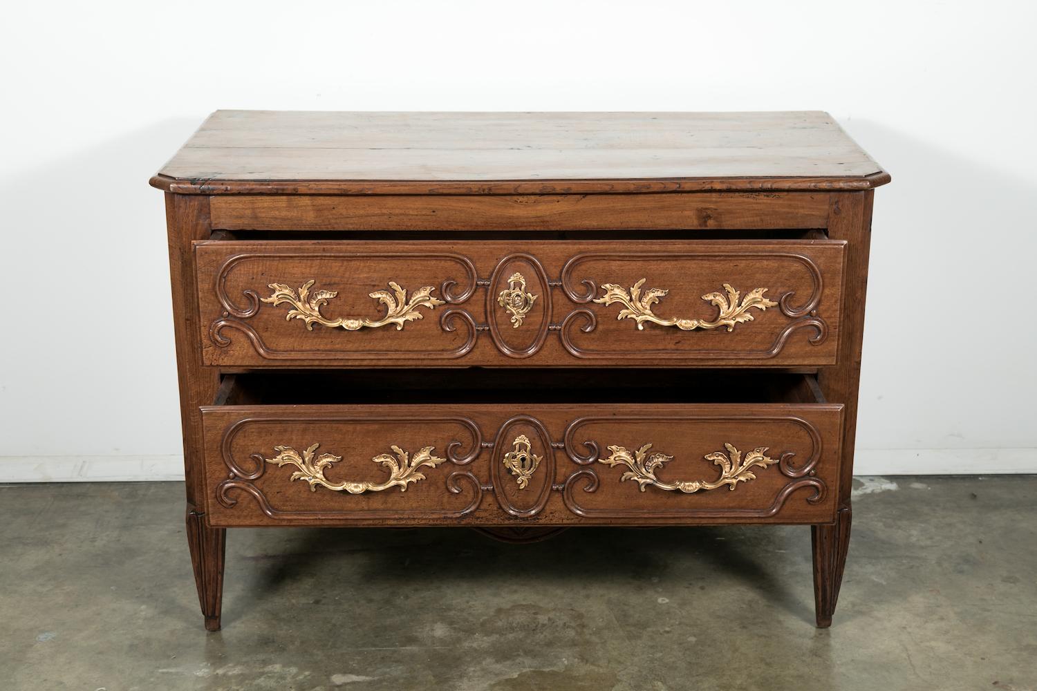 18th Century French Louis XV-Louis XVI Transition Period Walnut Commode 2