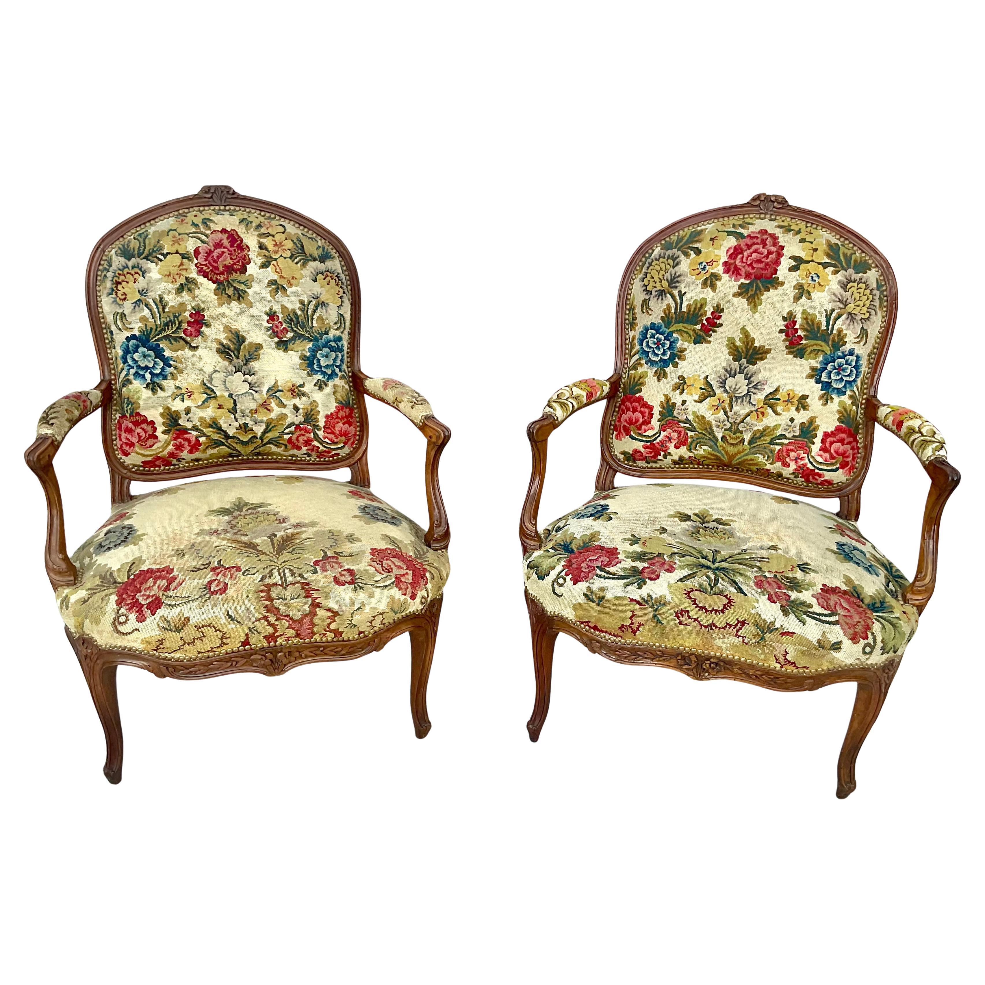 Poltrone Fauteuil a punta d'ago francesi del XVIII secolo Luigi XV - Una coppia