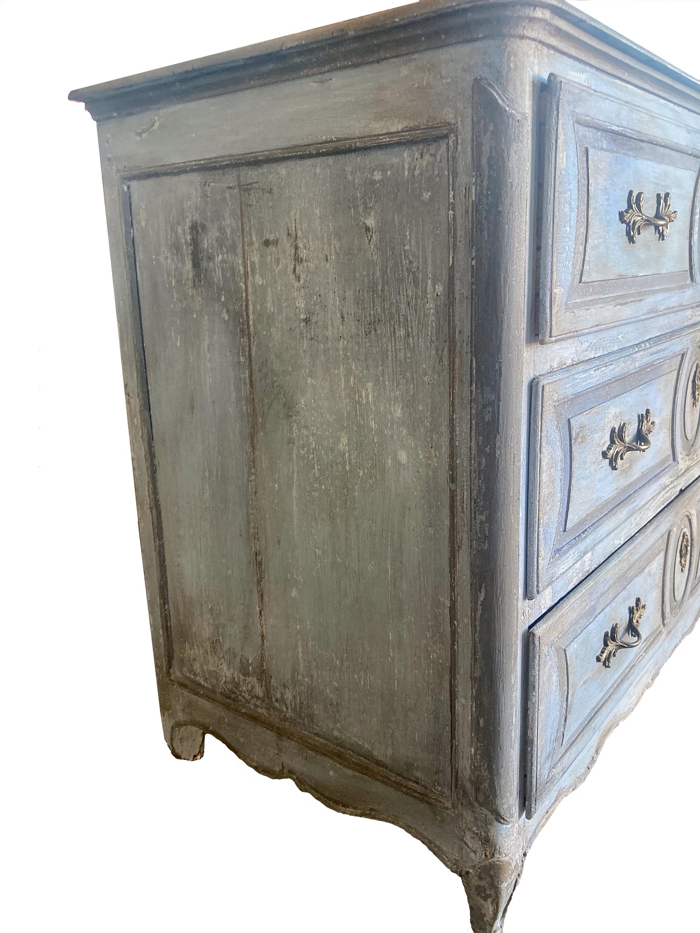 18th Century French Louis XV Painted Blue Commode, Chest In Good Condition In Carmine, TX