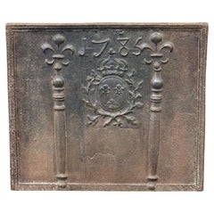 Plaque de cheminée d'époque Louis XV du 18ème siècle « Arms of France »