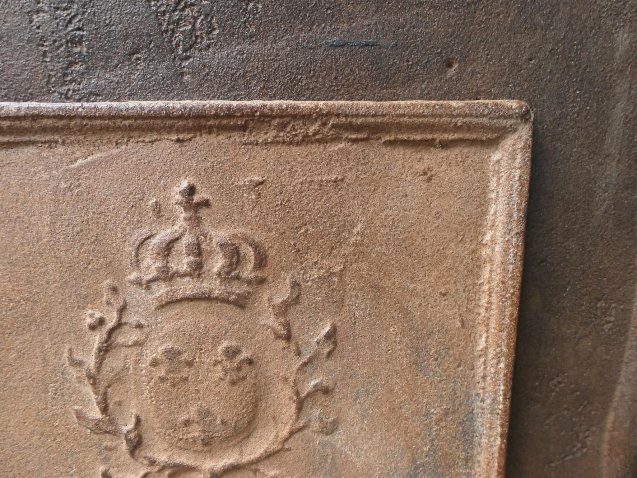 18th Century French Louis XV Period 'Arms of France' Fireback / Backsplash For Sale 2