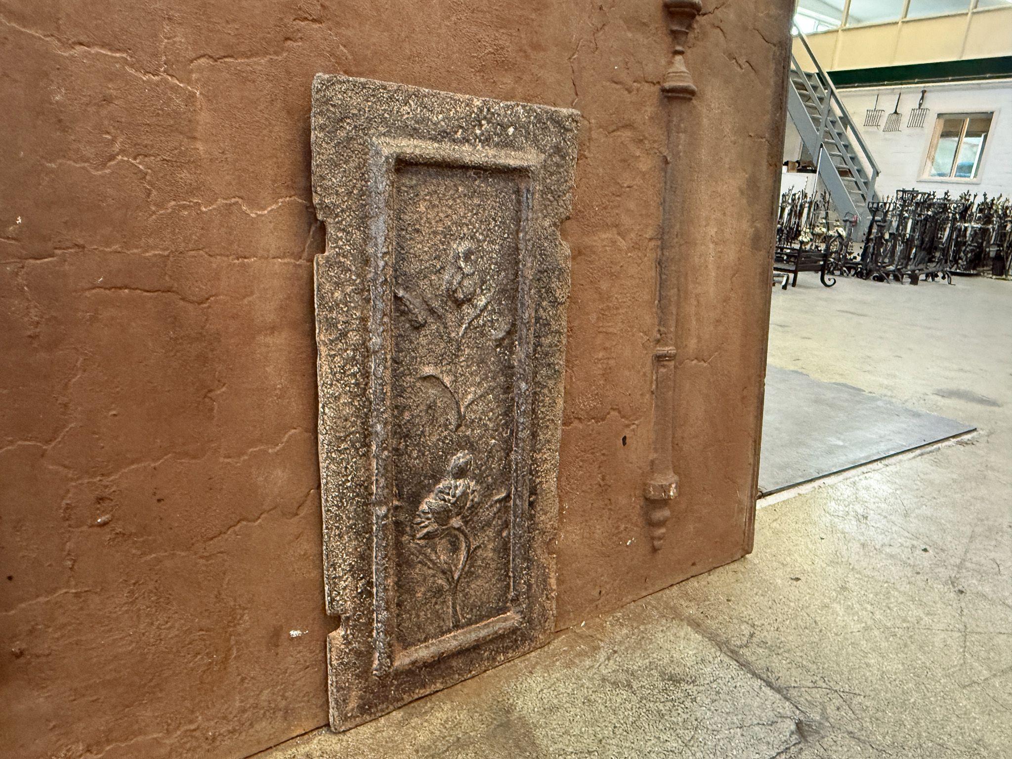18th Century French Louis XV Period Fireback / Backsplash For Sale 2